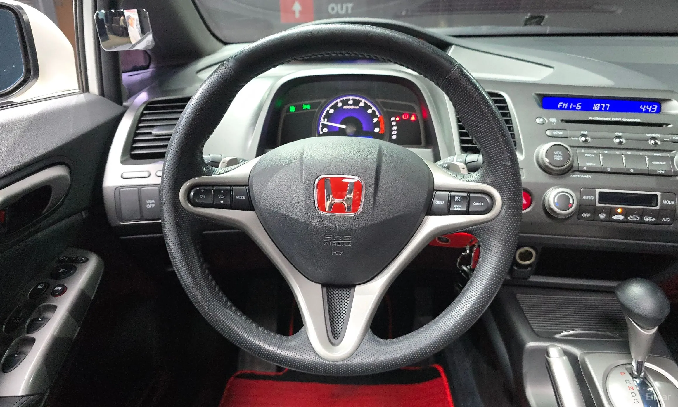 Honda Civic превью 13
