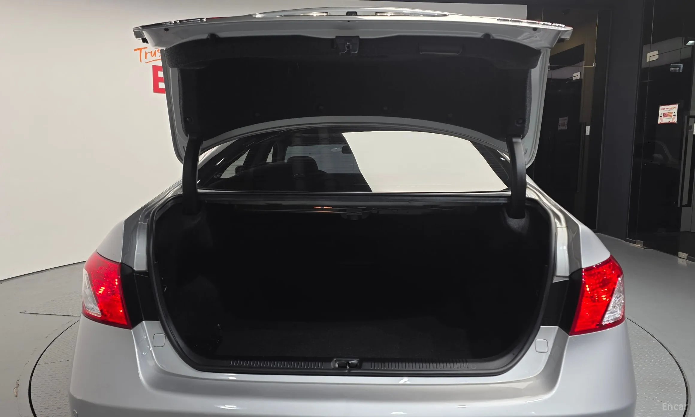 Lexus ES350 превью 20