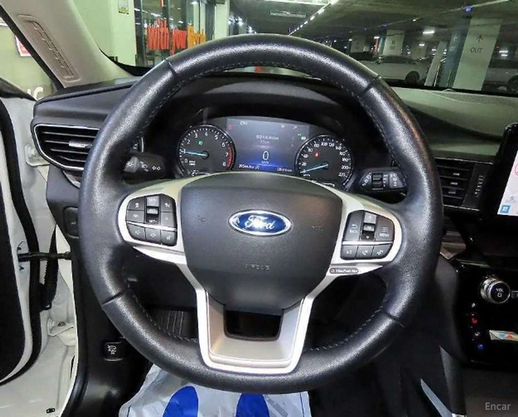 Ford Explorer 6th Generation превью 10