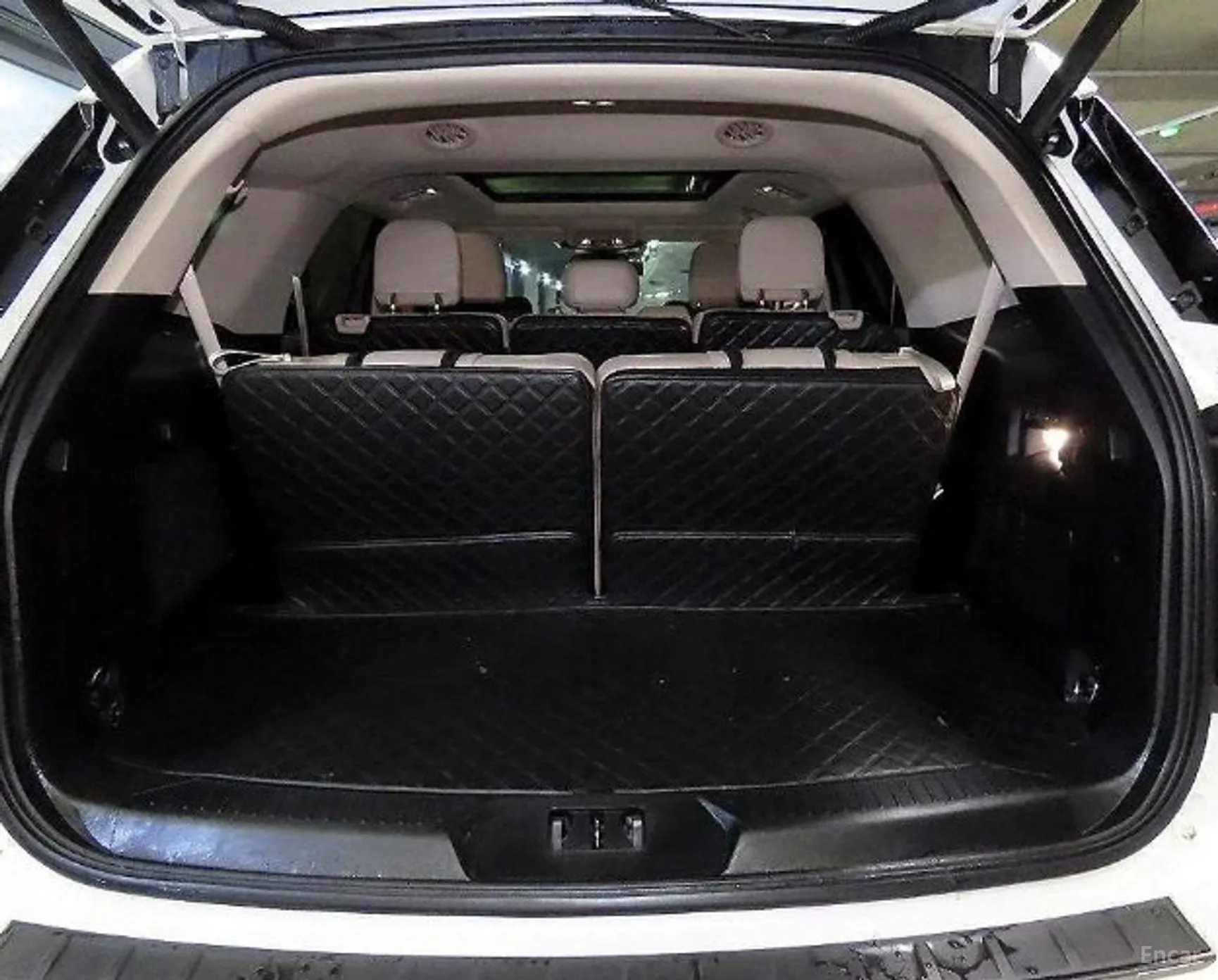 Ford Explorer 6th Generation превью 20