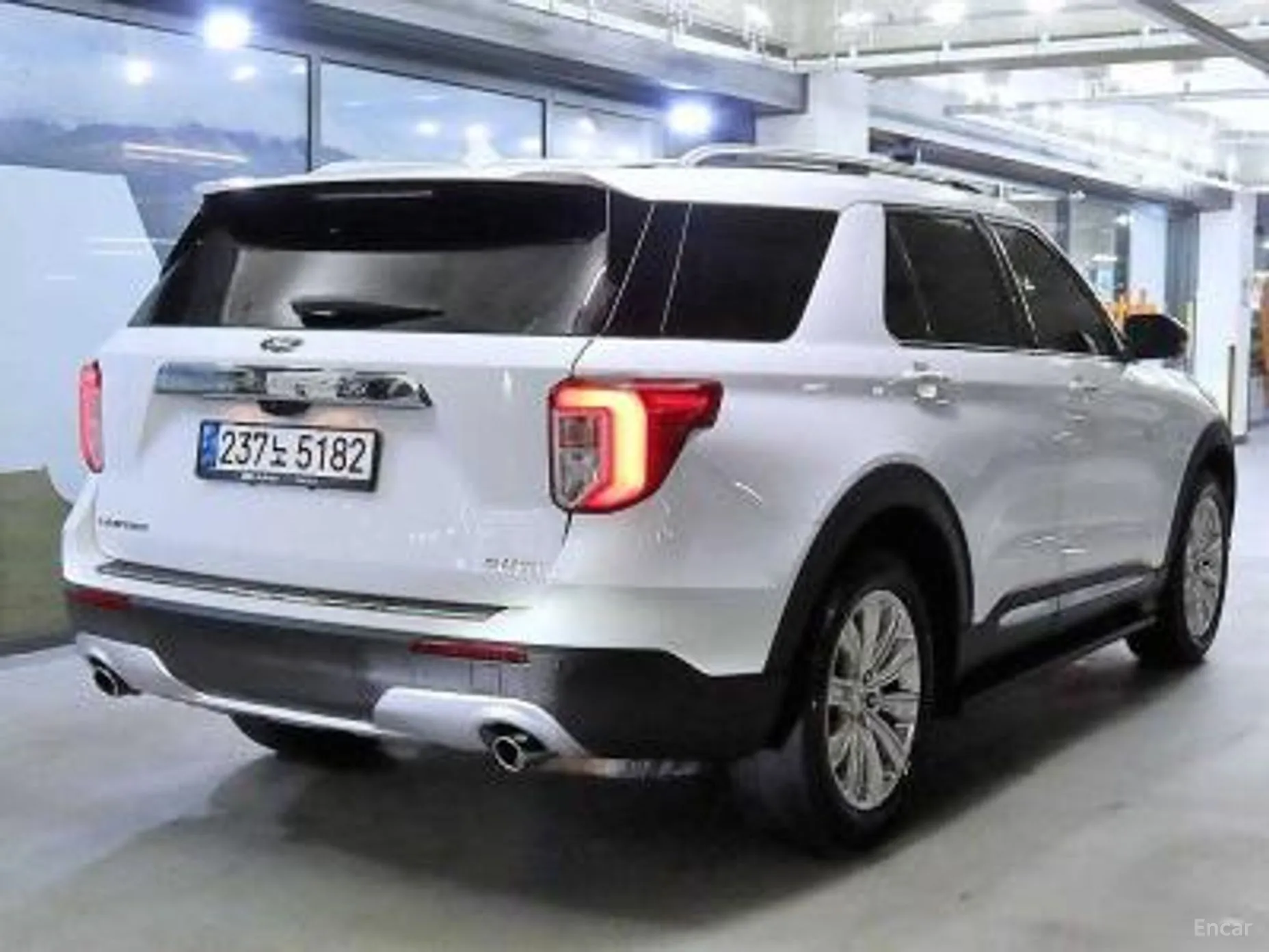 Ford Explorer 6th Generation превью 4