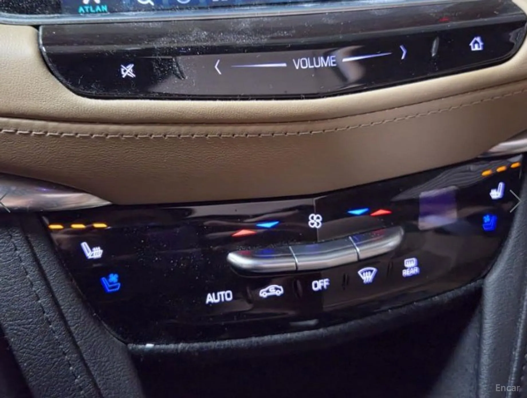 Cadillac XT5 превью 16