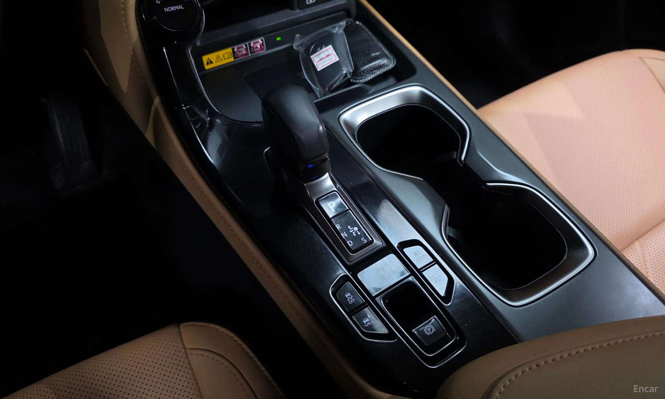Lexus NX450h + 2nd Gen превью 9