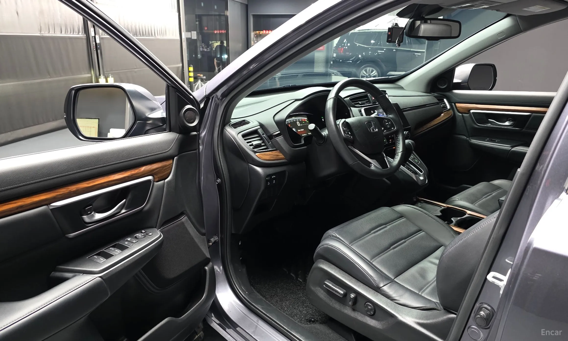 Honda CR-V 5th generation превью 10