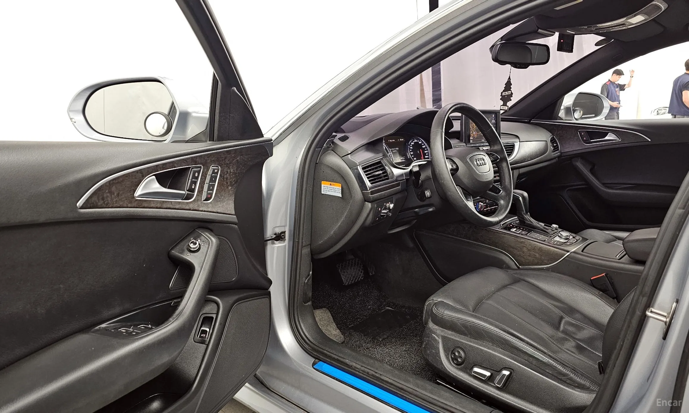 Audi New A6 превью 10
