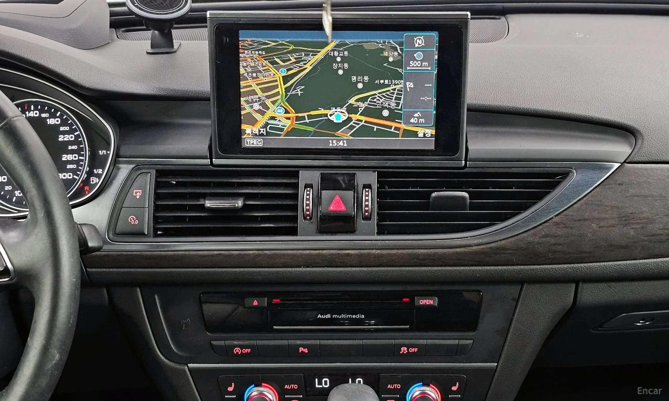 Audi New A6 превью 14