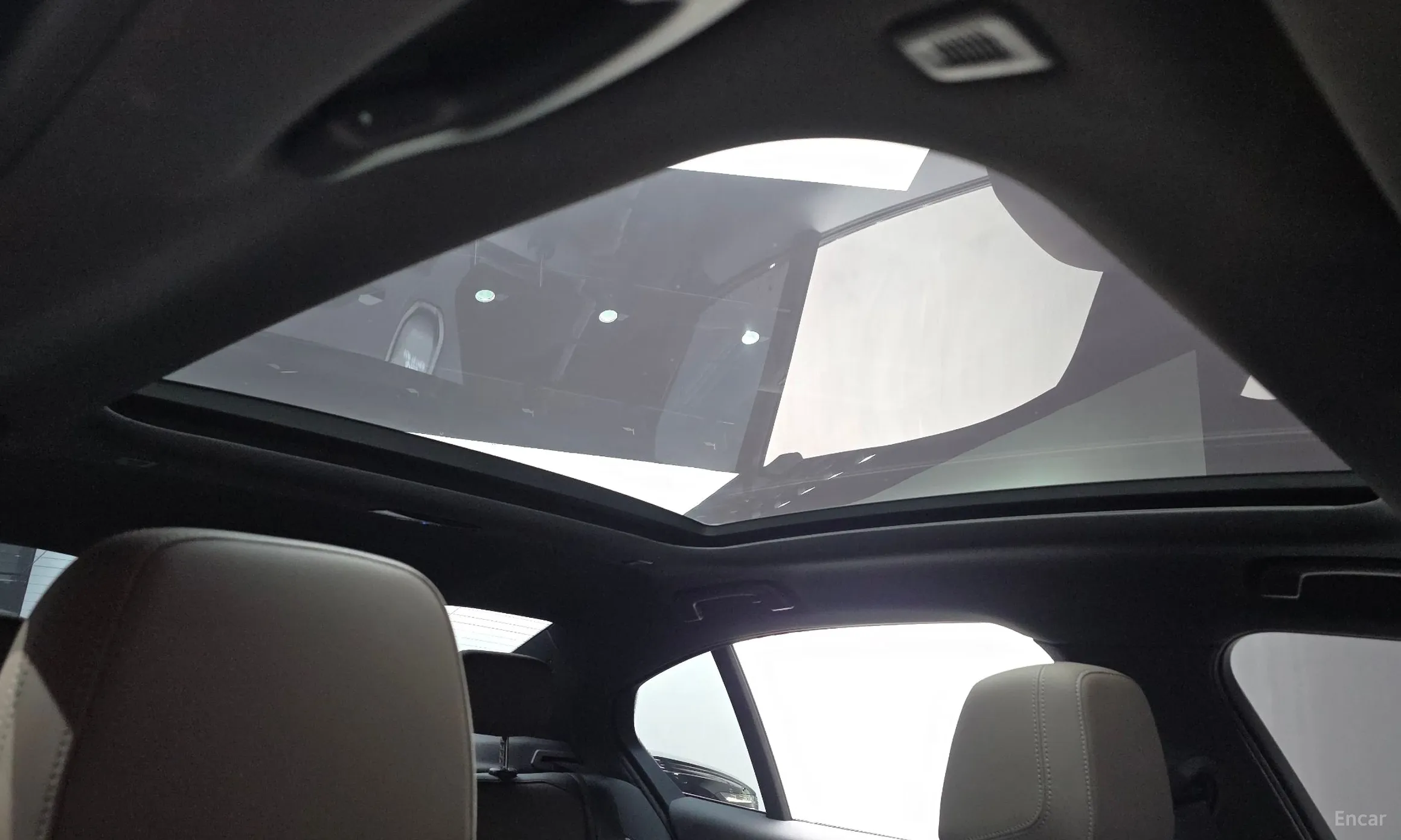 BMW 5 Series (G60) превью 16