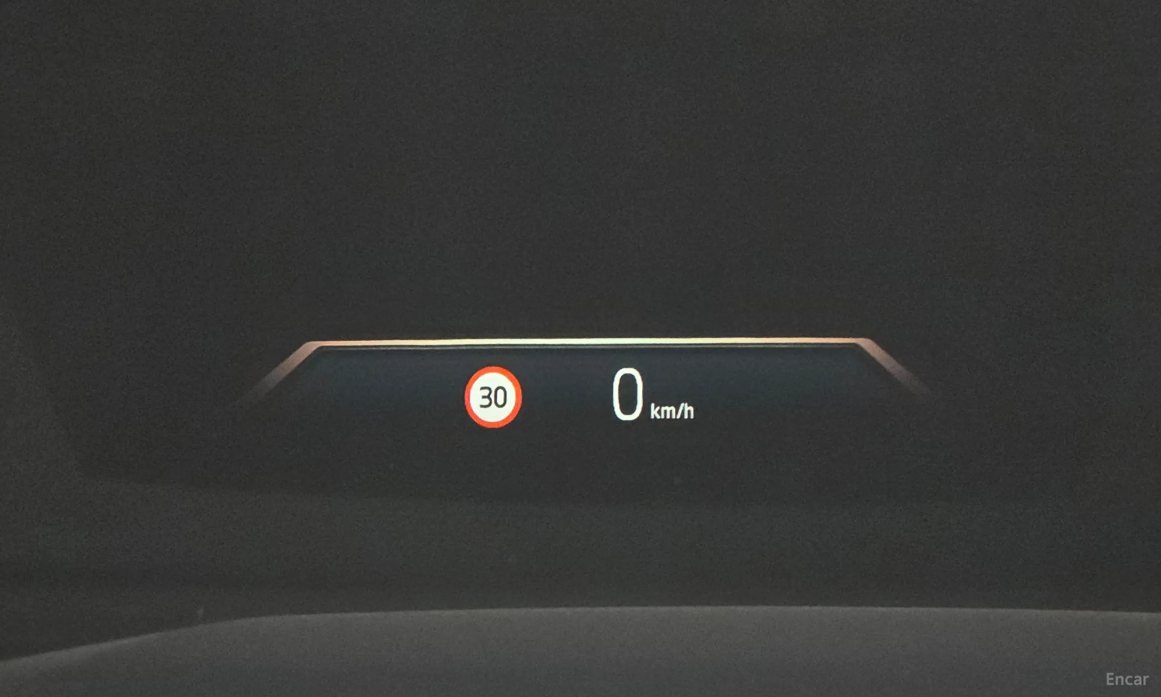 BMW 5 Series (G60) превью 17