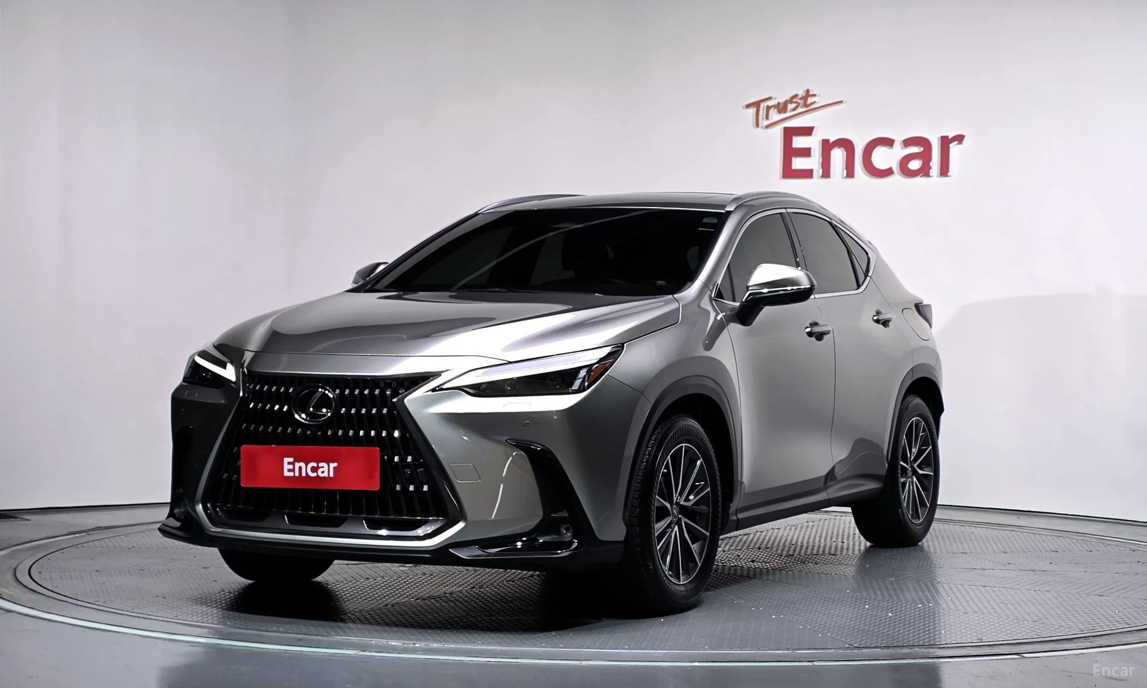 Lexus NX450h + 2nd Gen