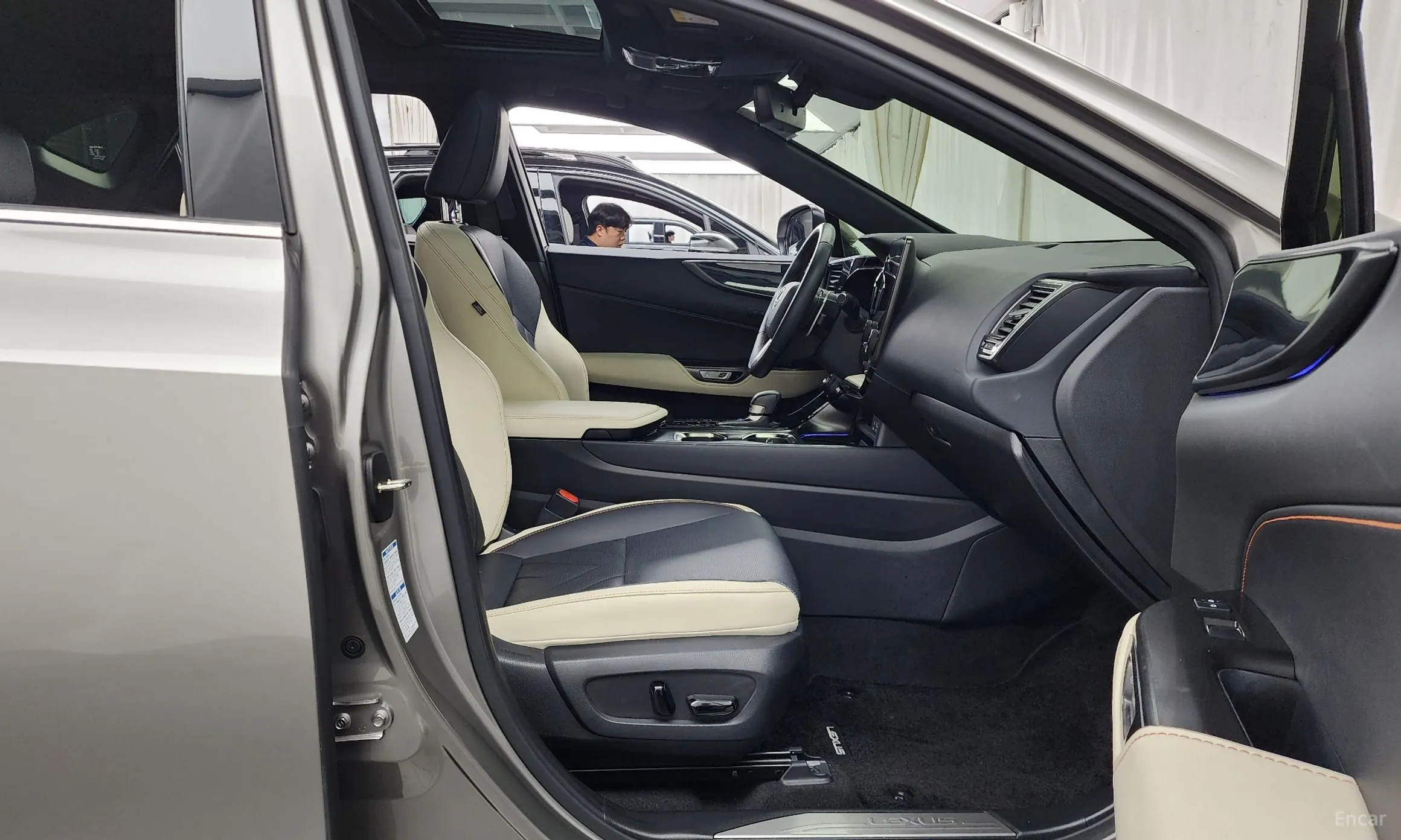 Lexus NX450h + 2nd Gen превью 11