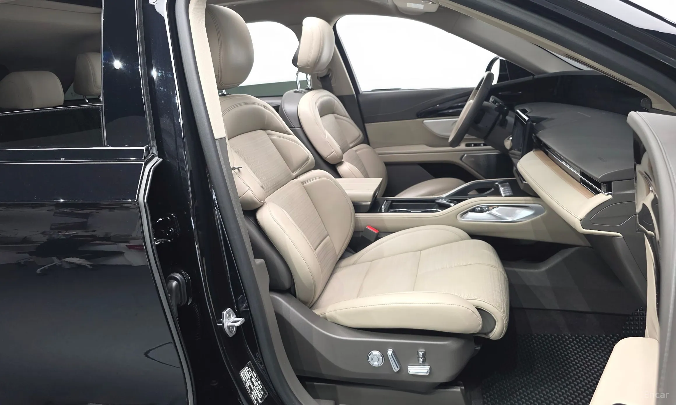 Lincoln Nautilus Gen 2 превью 11