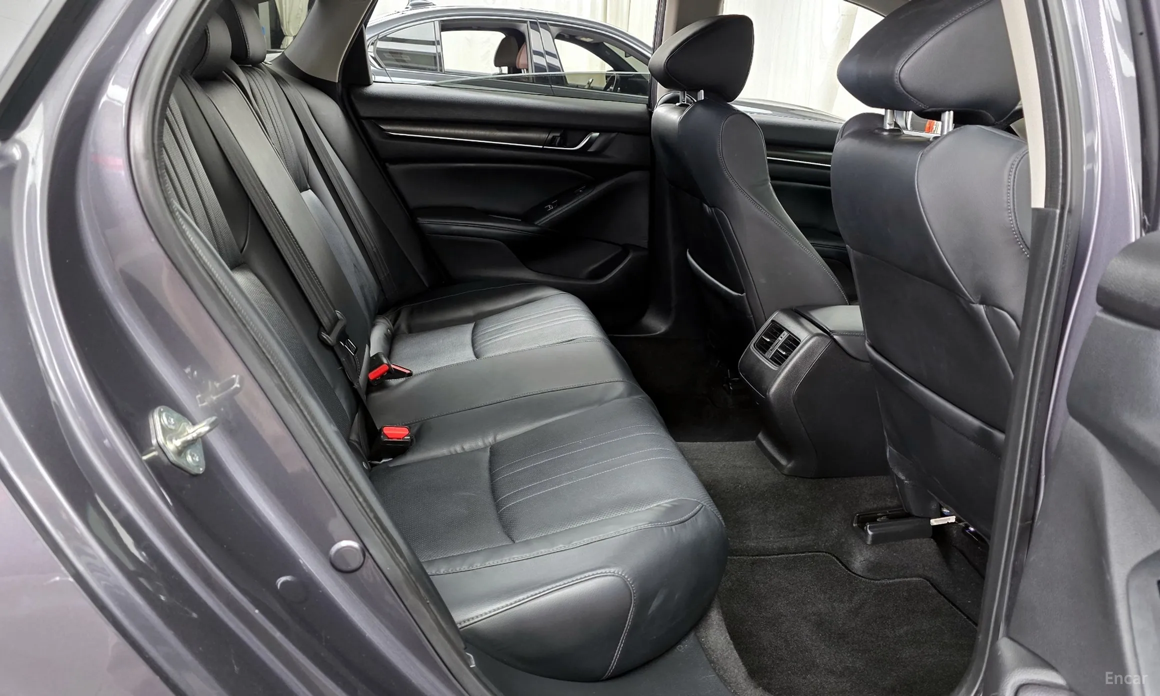 Honda Accord 10th Generation превью 11