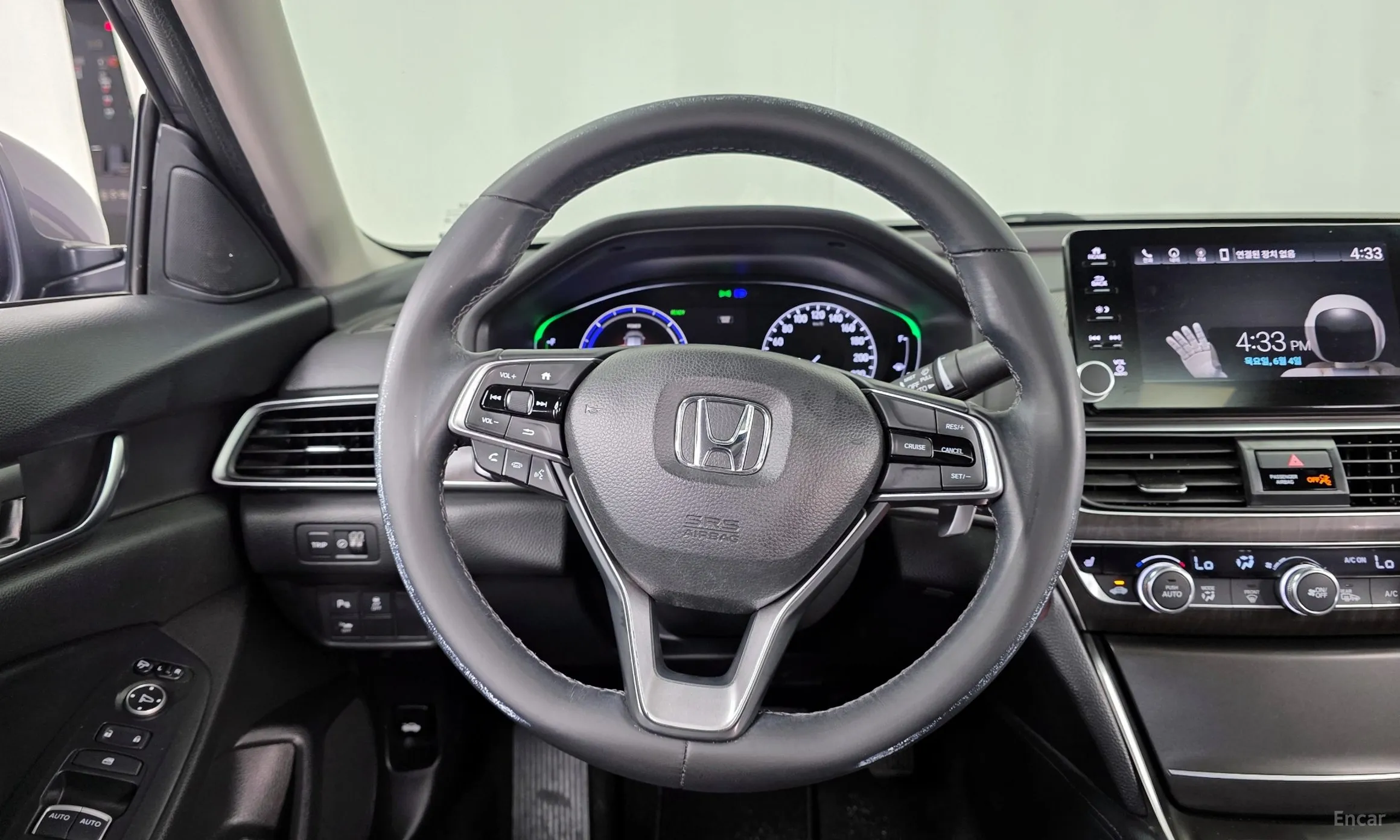 Honda Accord 10th Generation превью 12