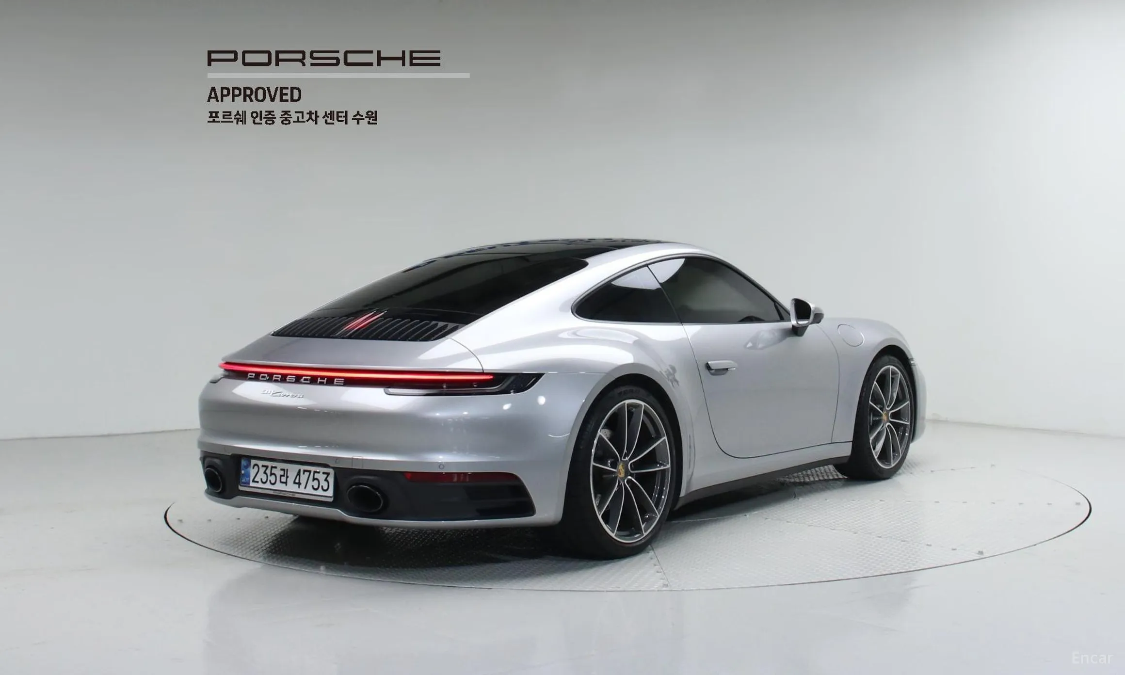 Porsche 911 (992) превью 2