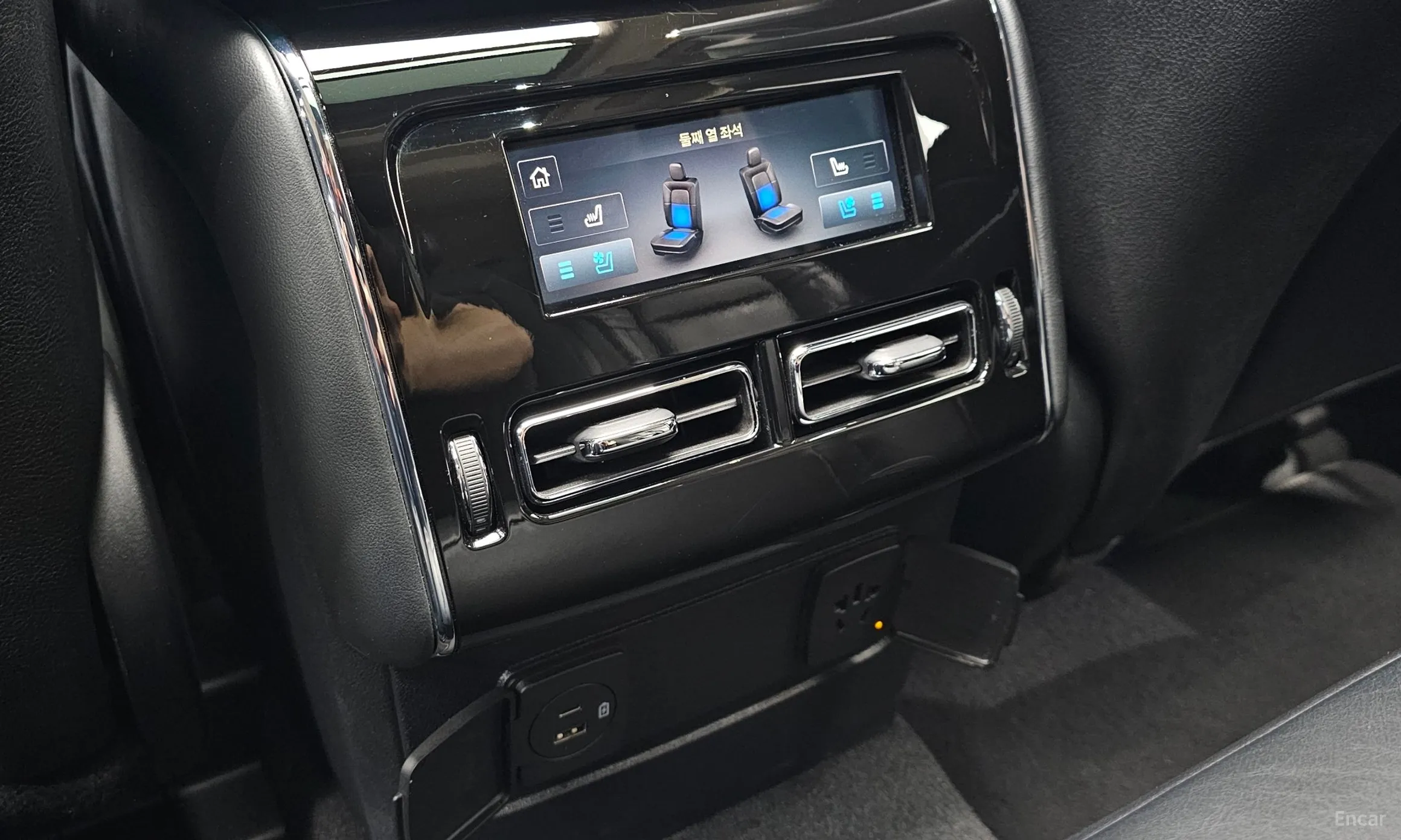 Lincoln Aviator 2nd Generation превью 17