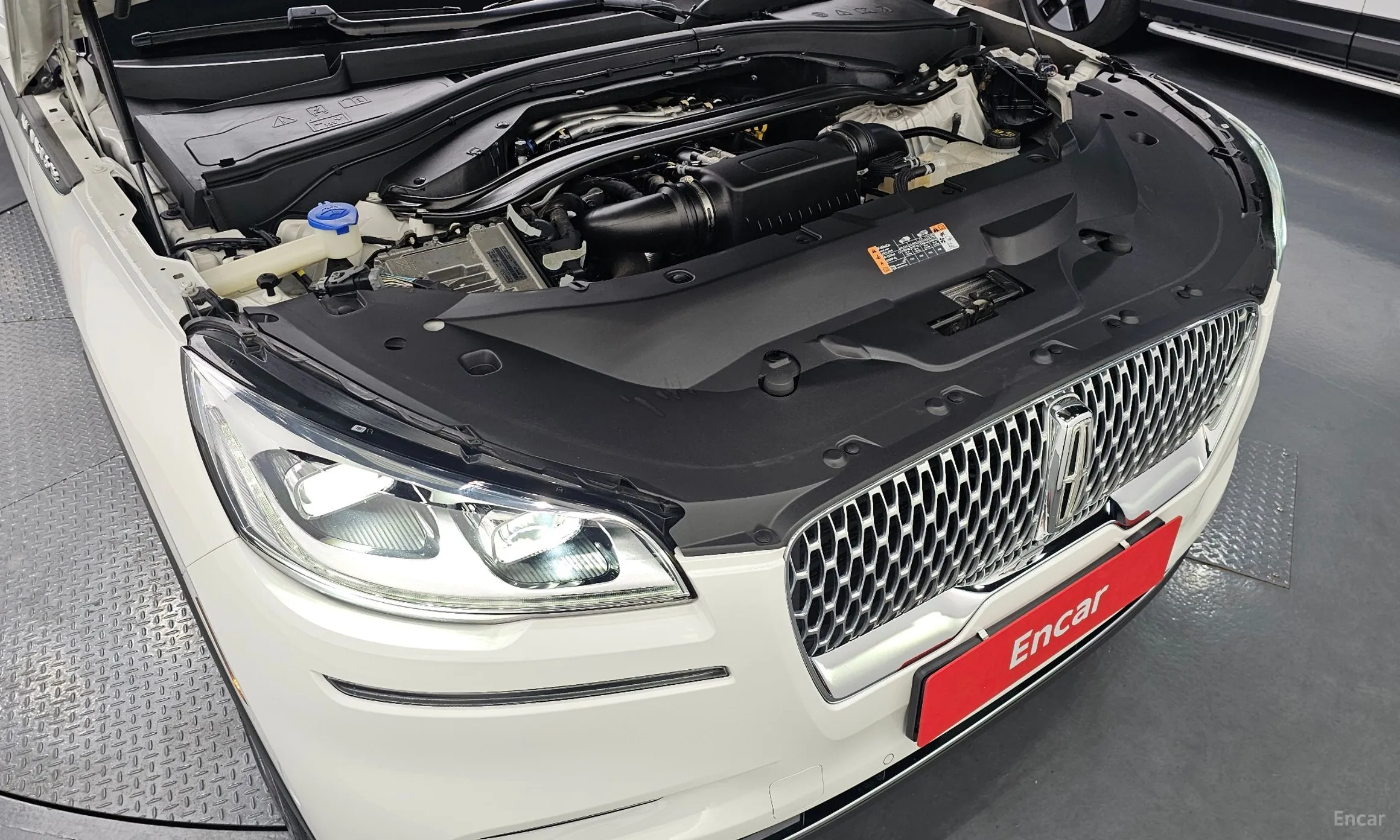 Lincoln Aviator 2nd Generation превью 6