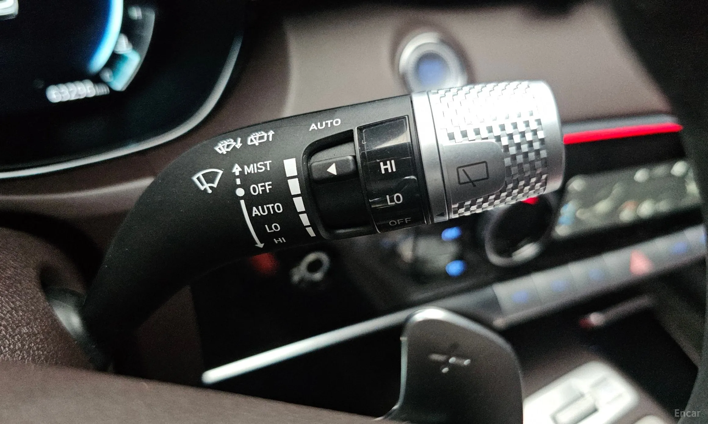 Genesis GV70 превью 19