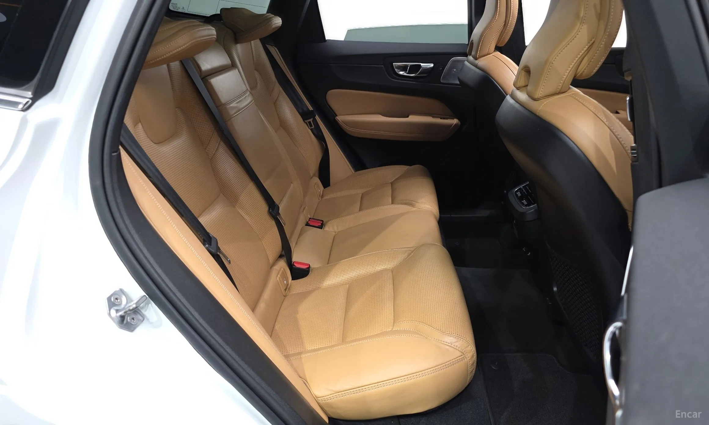 Volvo XC60 Gen 2 превью 12