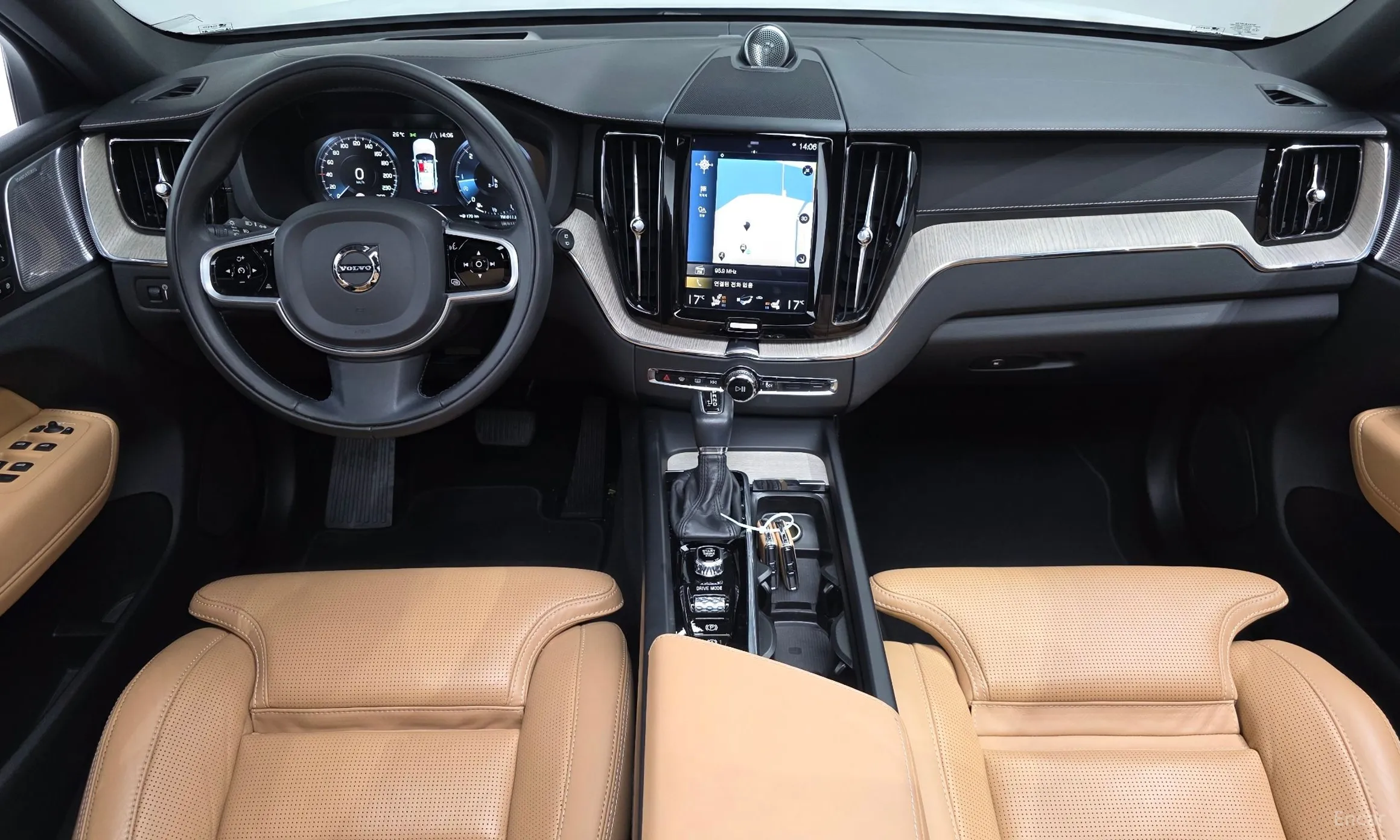 Volvo XC60 Gen 2 превью 7