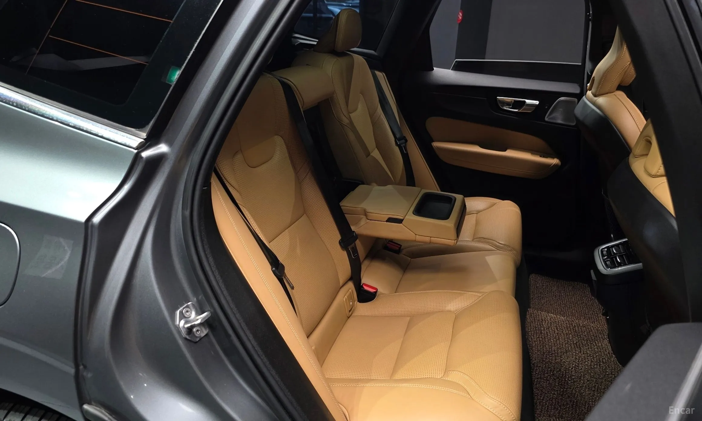 Volvo XC60 Gen 2 превью 11