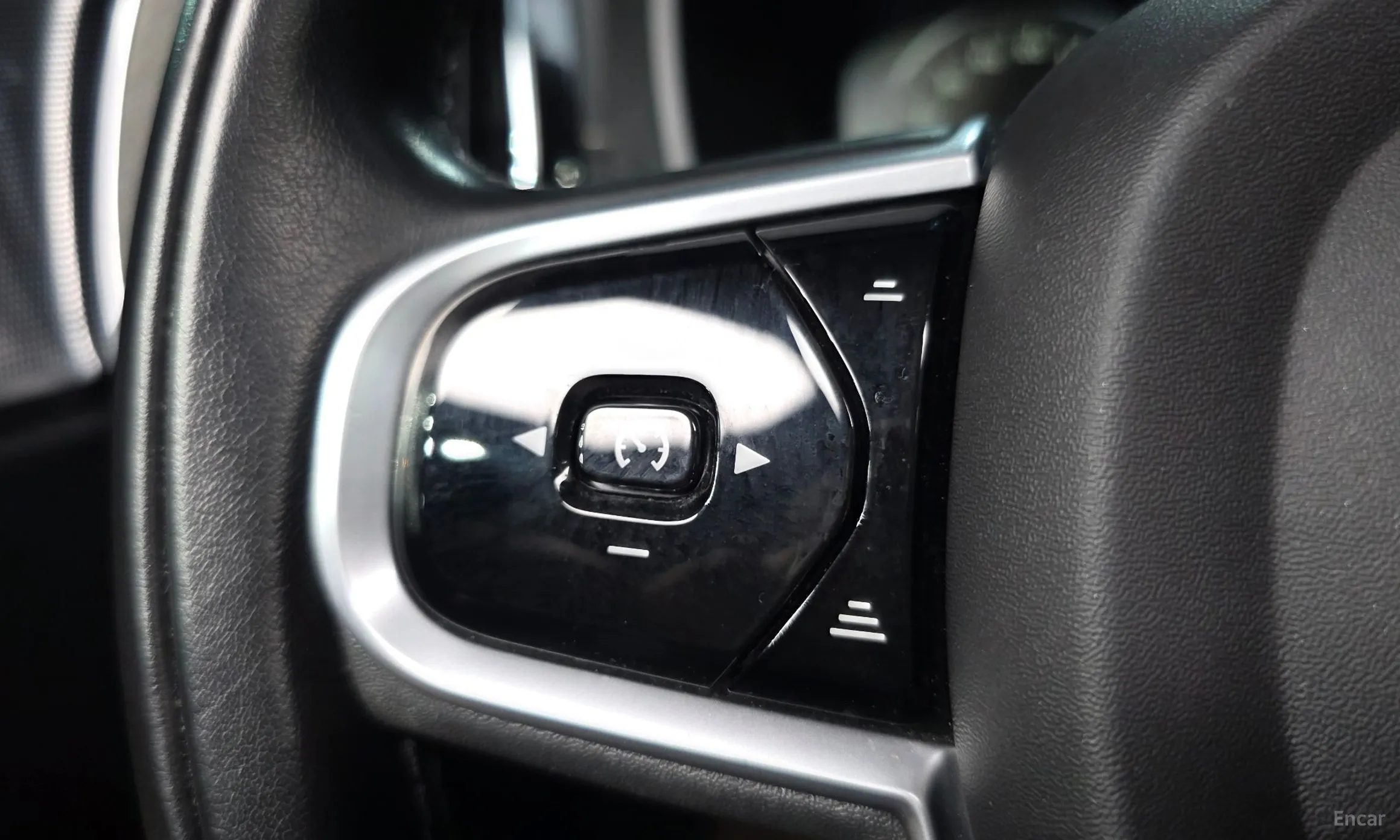 Volvo XC60 Gen 2 превью 18