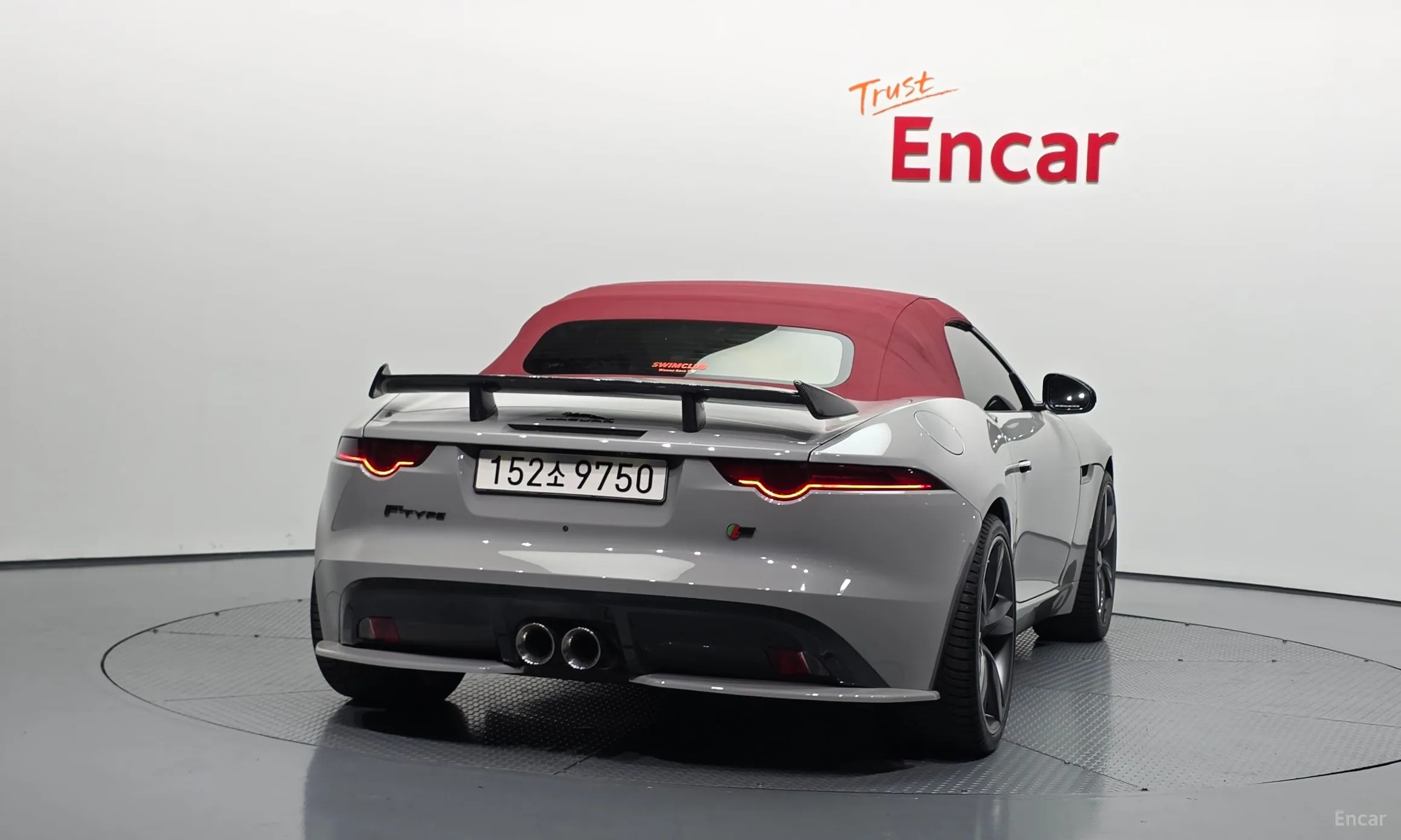 Jaguar F-TYPE превью 20