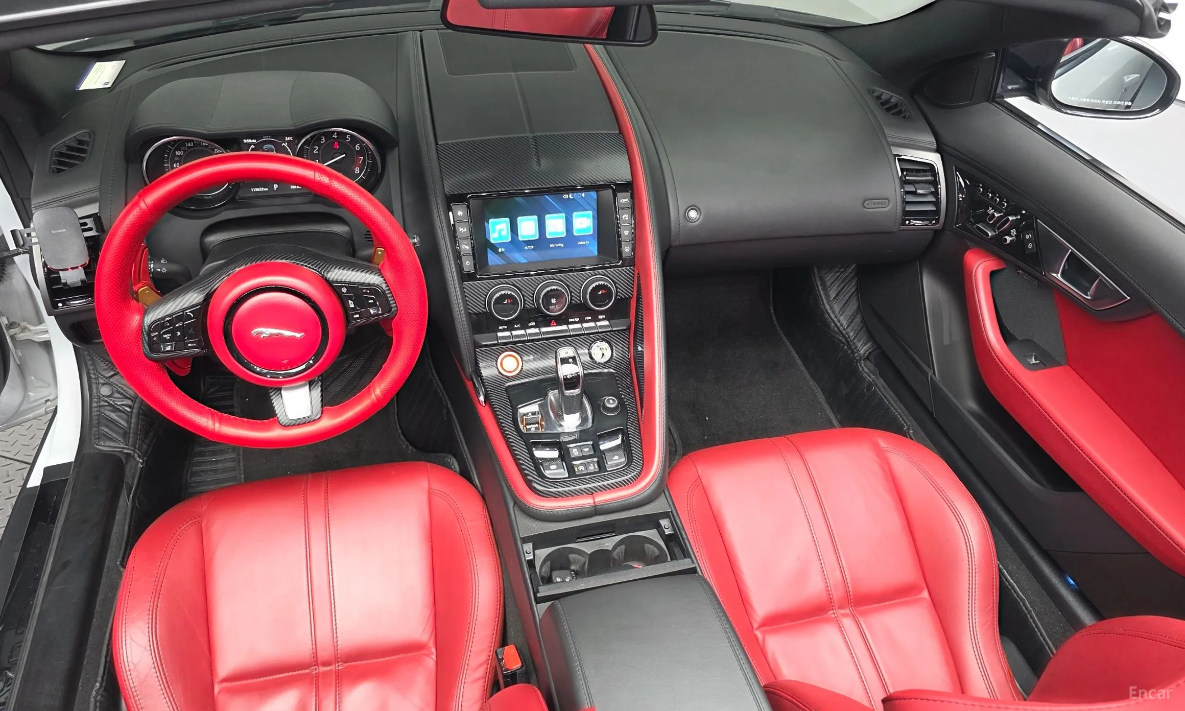 Jaguar F-TYPE превью 7
