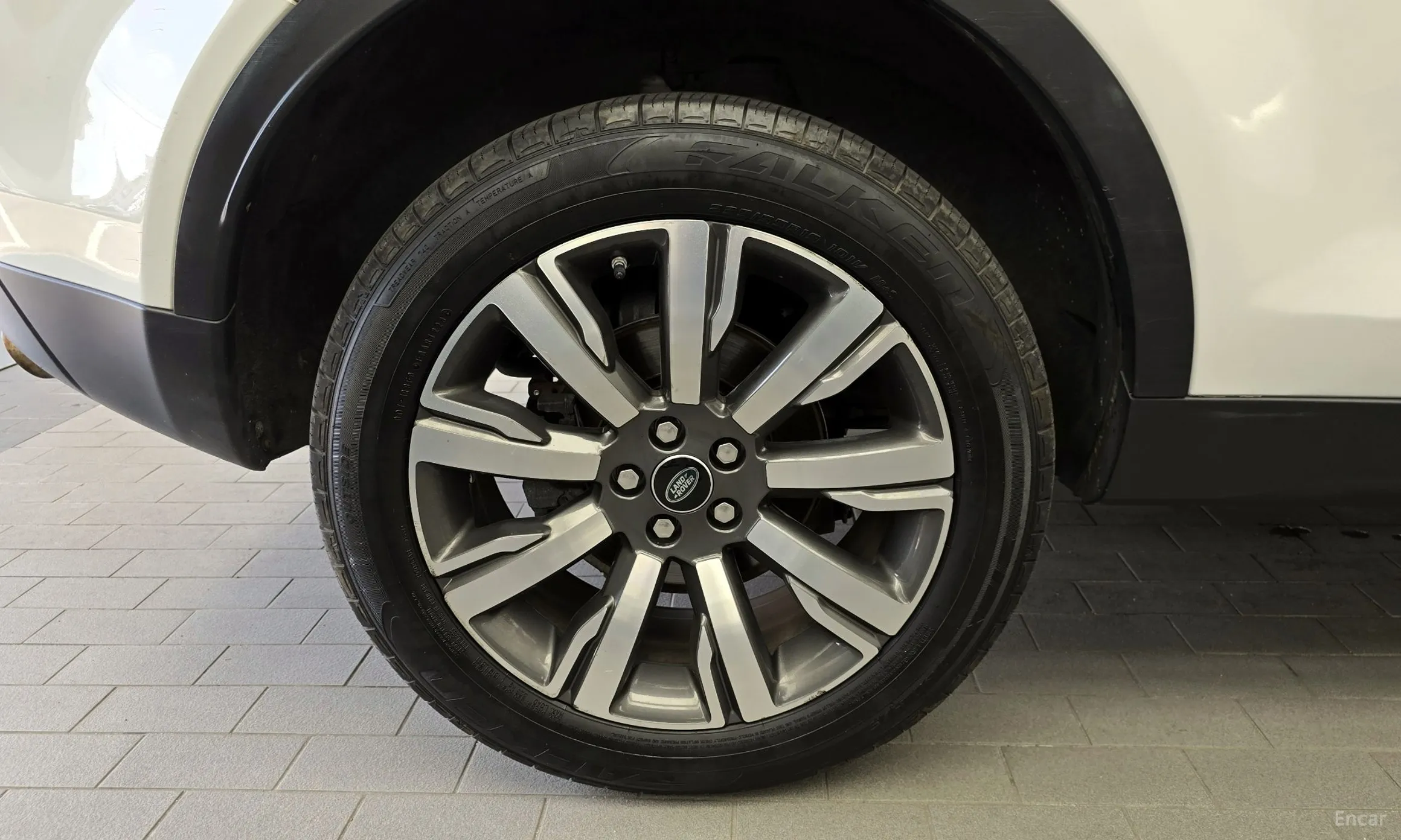 Land Rover Discovery Sports превью 5