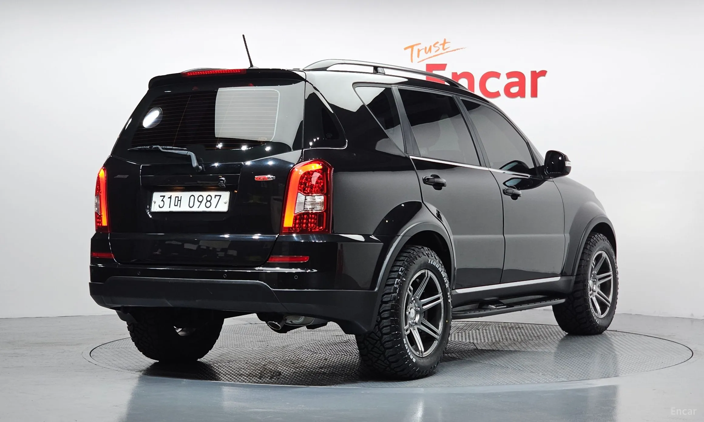 KG Mobility (SsangYong) Rexton W