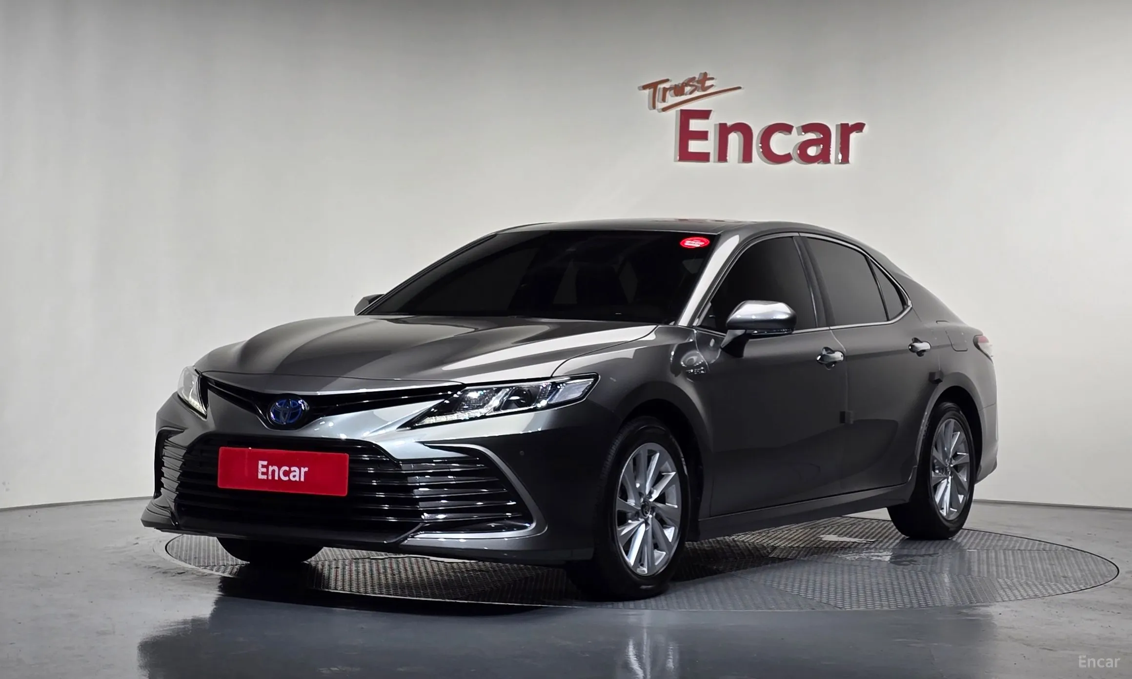 Camry (XV70)