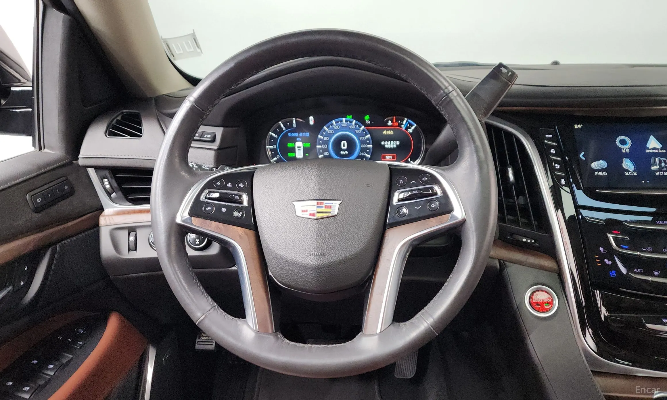 Cadillac Escalade превью 13