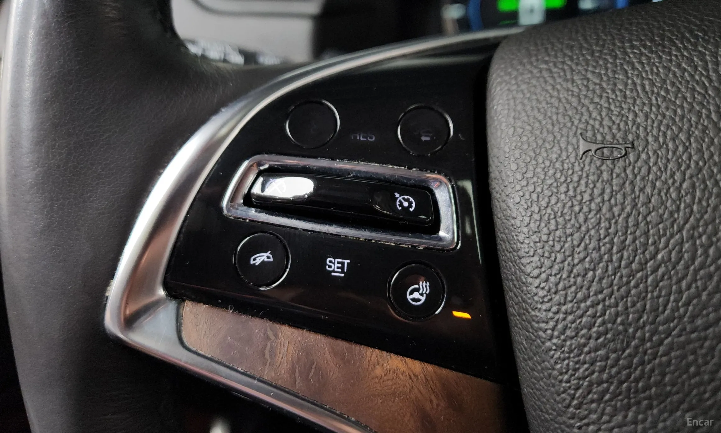 Cadillac Escalade превью 16