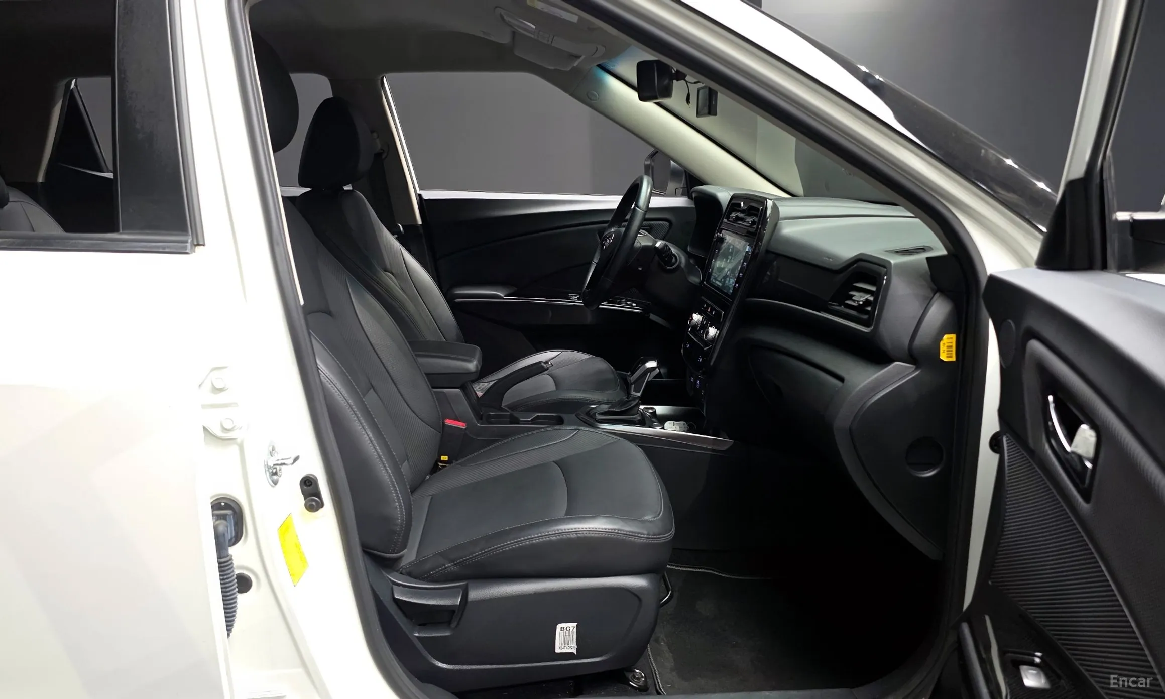 KG Mobility (SsangYong) Berry New Tivoli превью 12