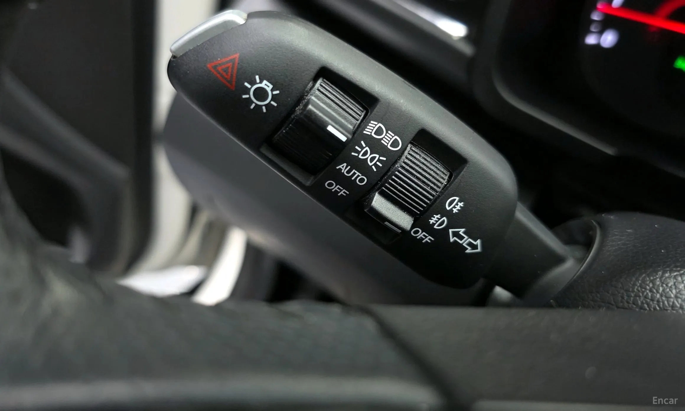 KG Mobility (SsangYong) Berry New Tivoli превью 20