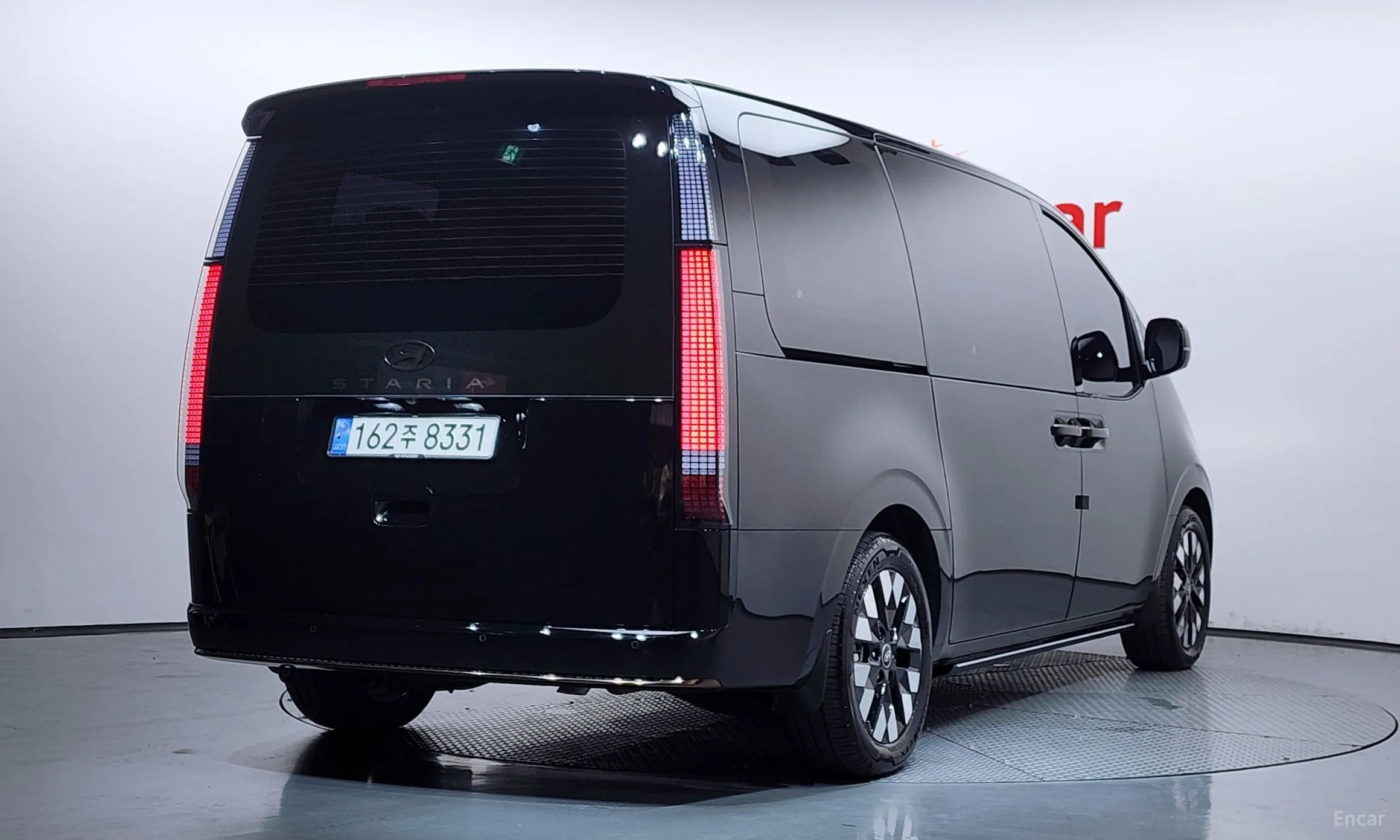 Hyundai Staria превью 2