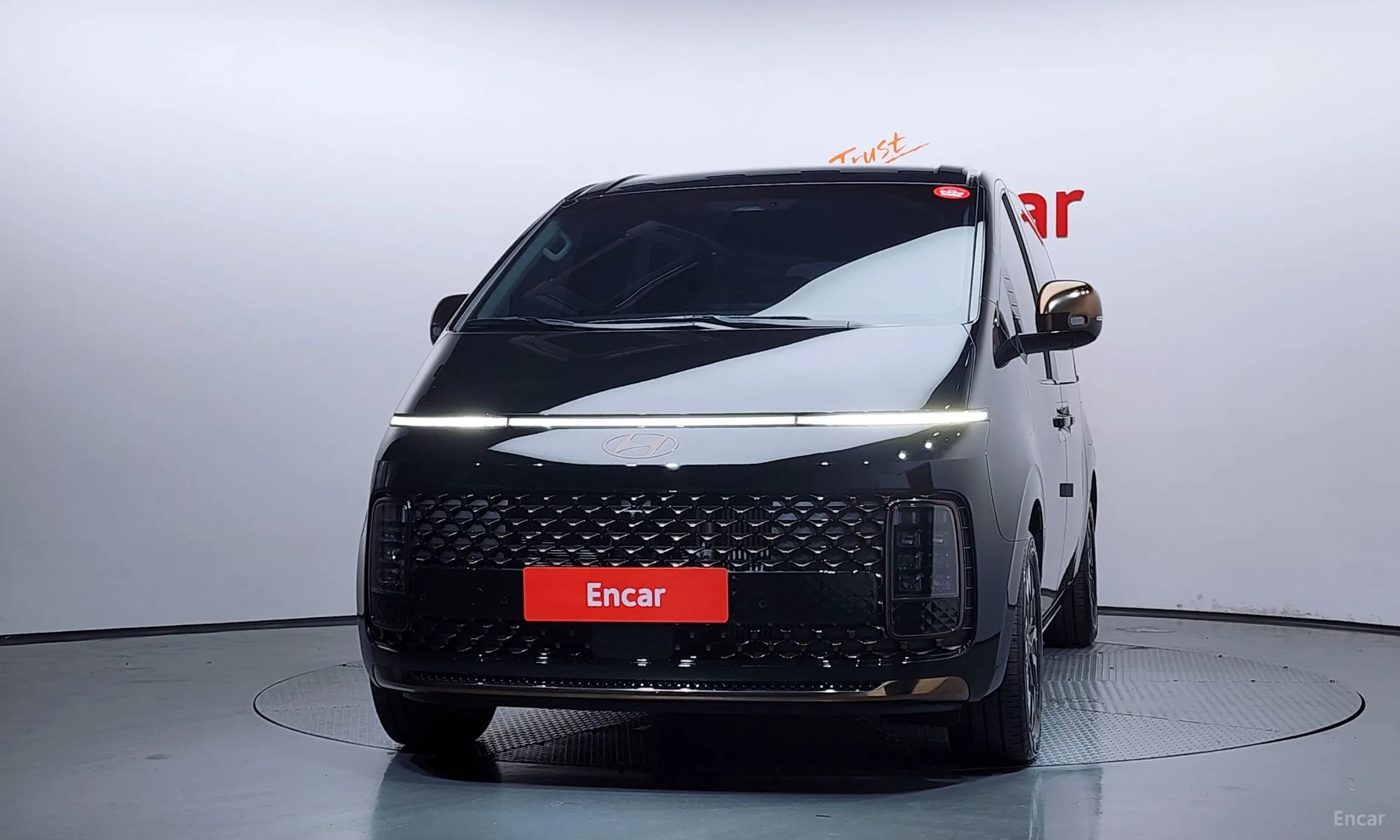 Hyundai Staria превью 3