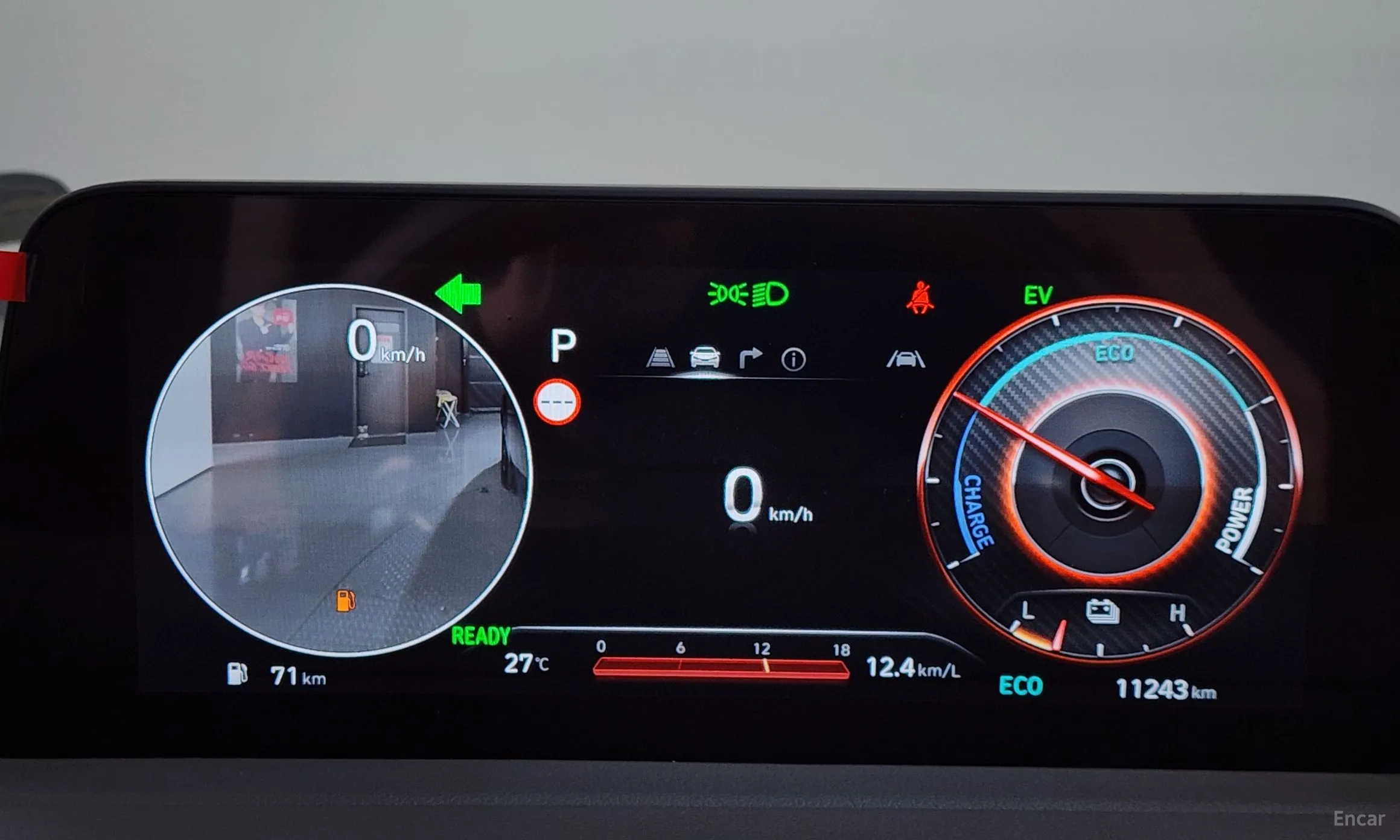 Hyundai Staria превью 8