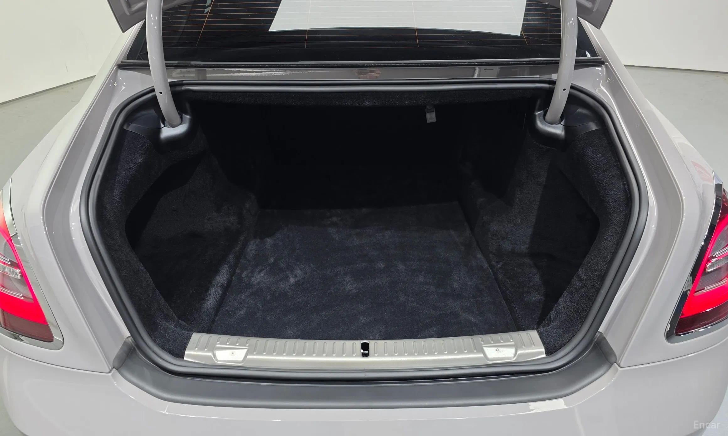 Rolls-Royce Ghost 2nd Generation превью 20