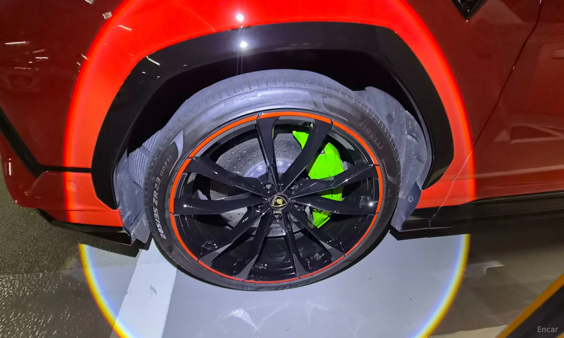 Lamborghini Urus превью 13
