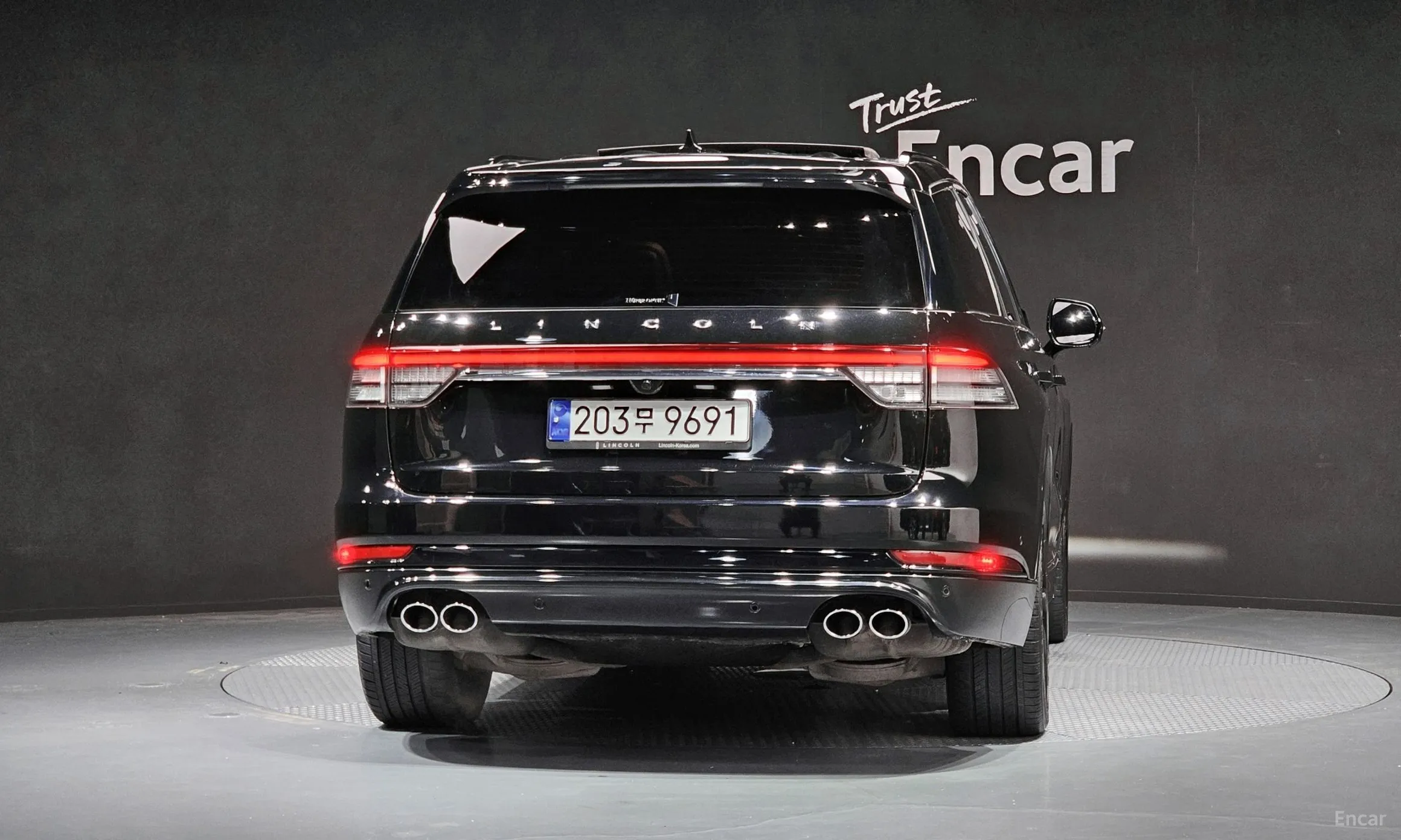 Lincoln Aviator 2nd Generation превью 4