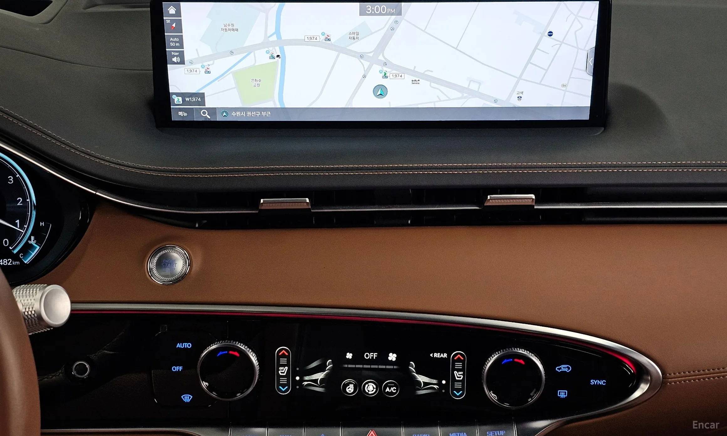 Genesis GV70 превью 14