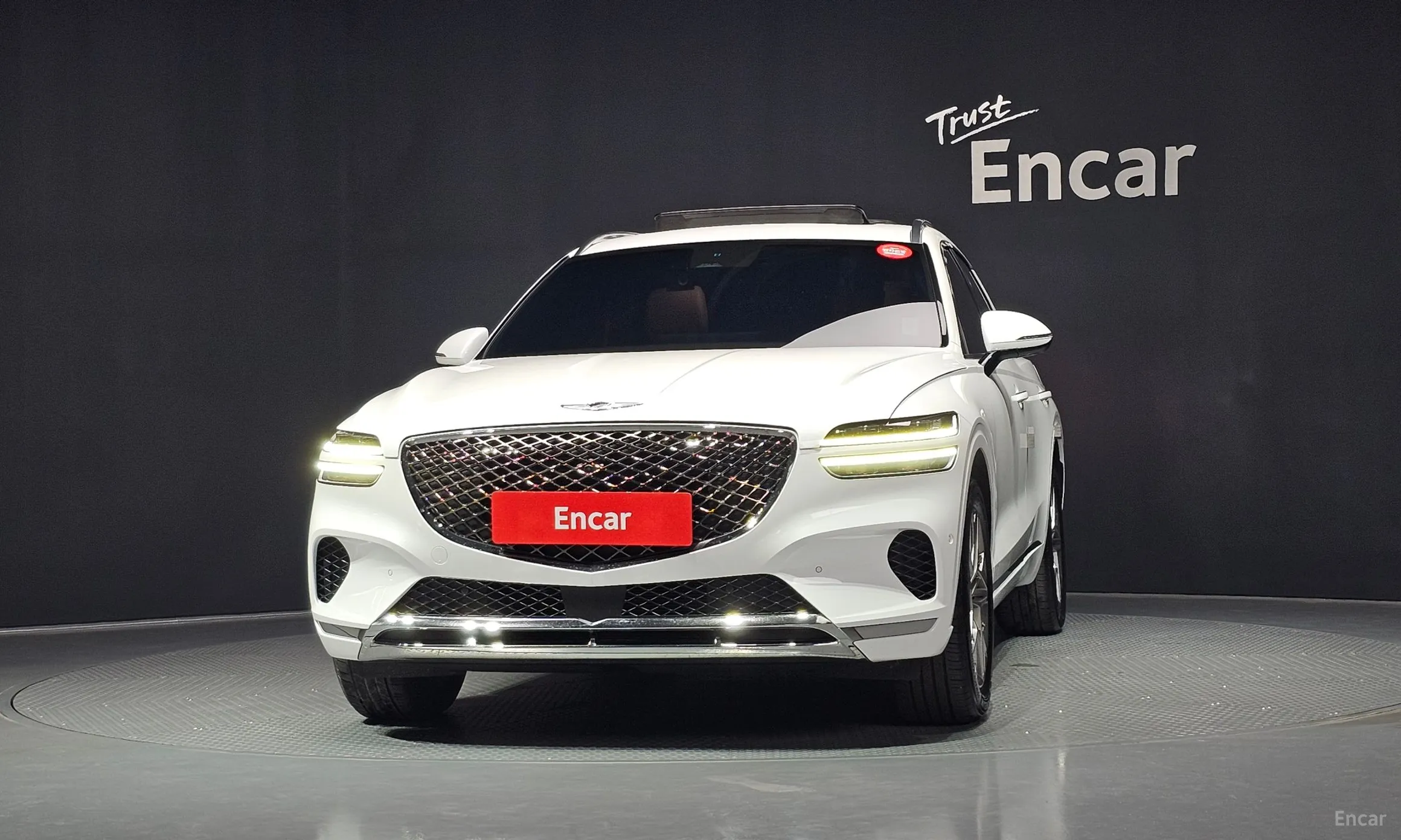 Genesis GV70 превью 3