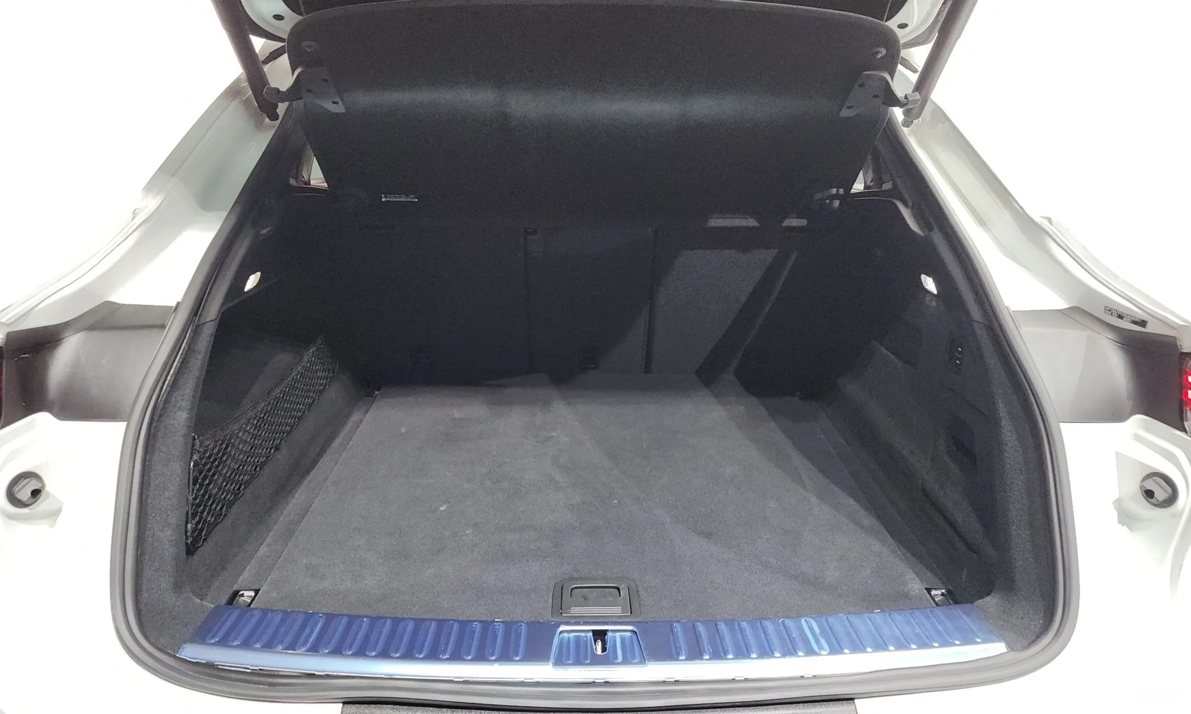 Porsche Cayenne (PO536) превью 20