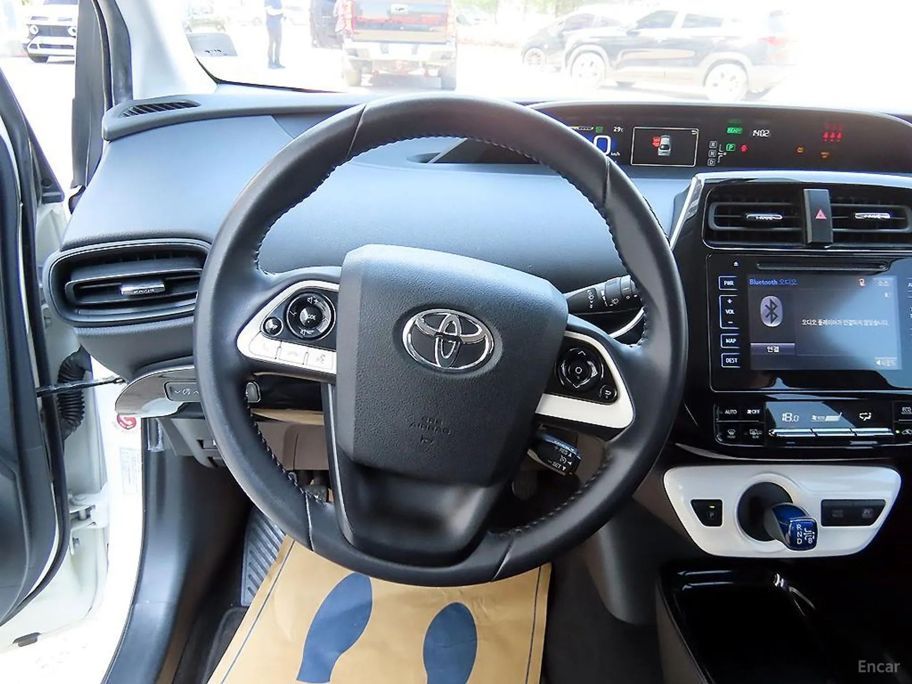 Toyota Prius 4th Generation превью 8
