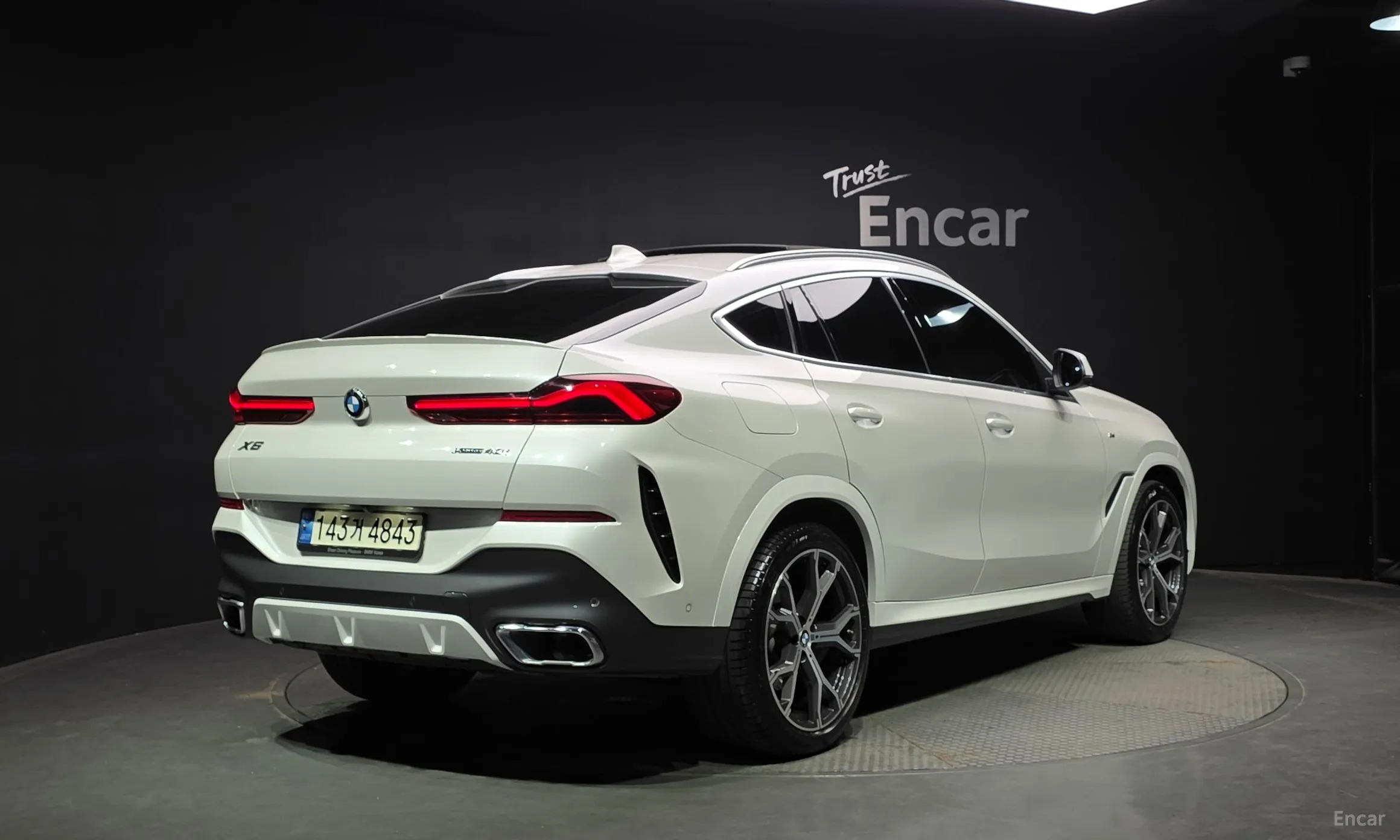 BMW X6 (G06)