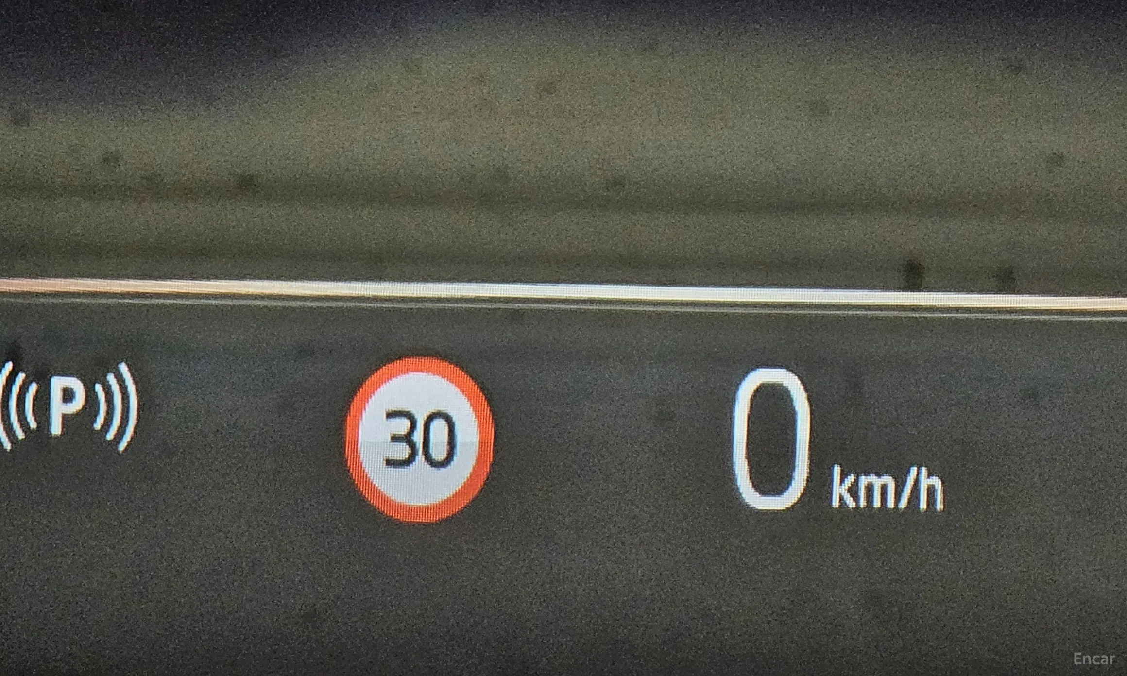 BMW 5 Series (G60) превью 19