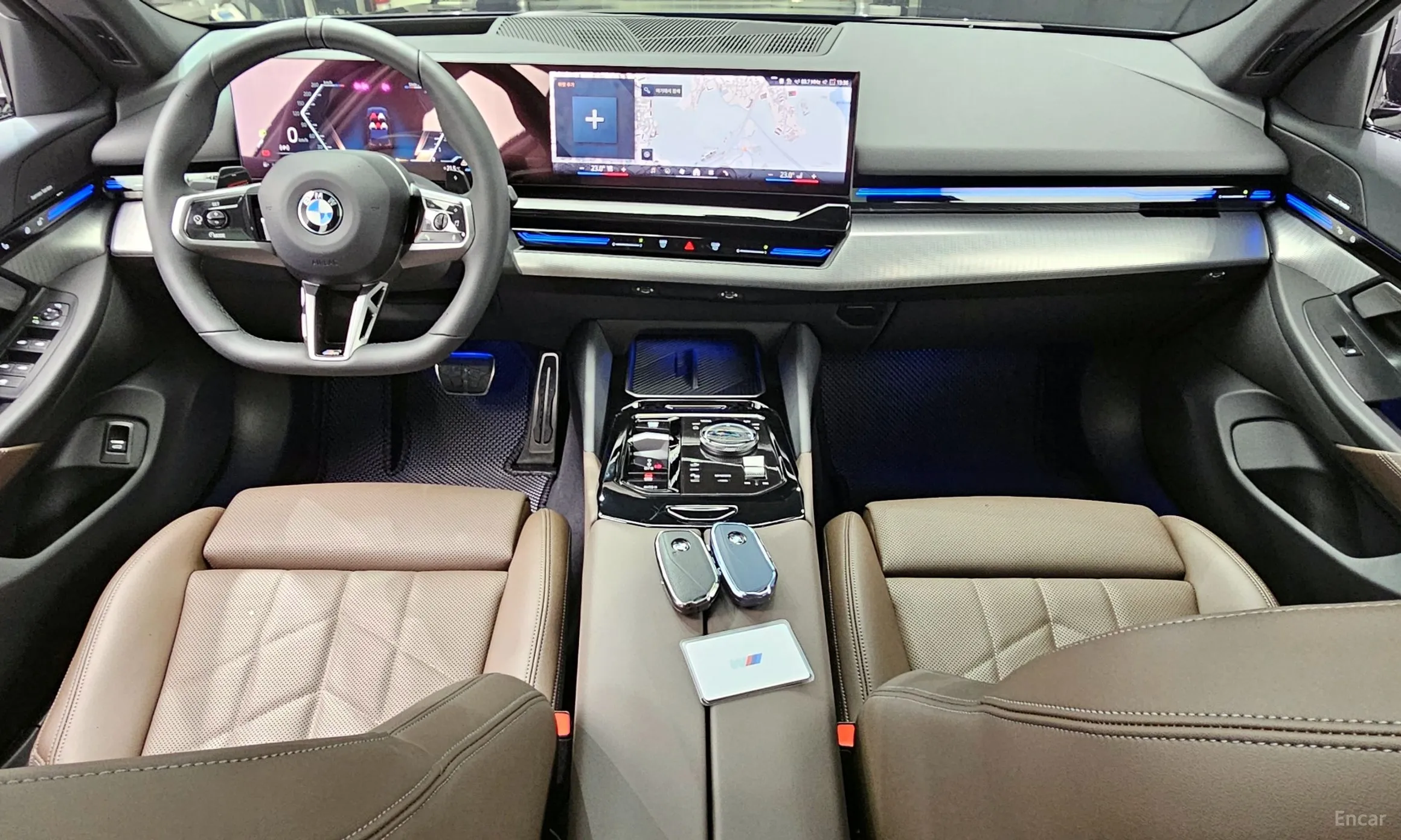 BMW 5 Series (G60) превью 7