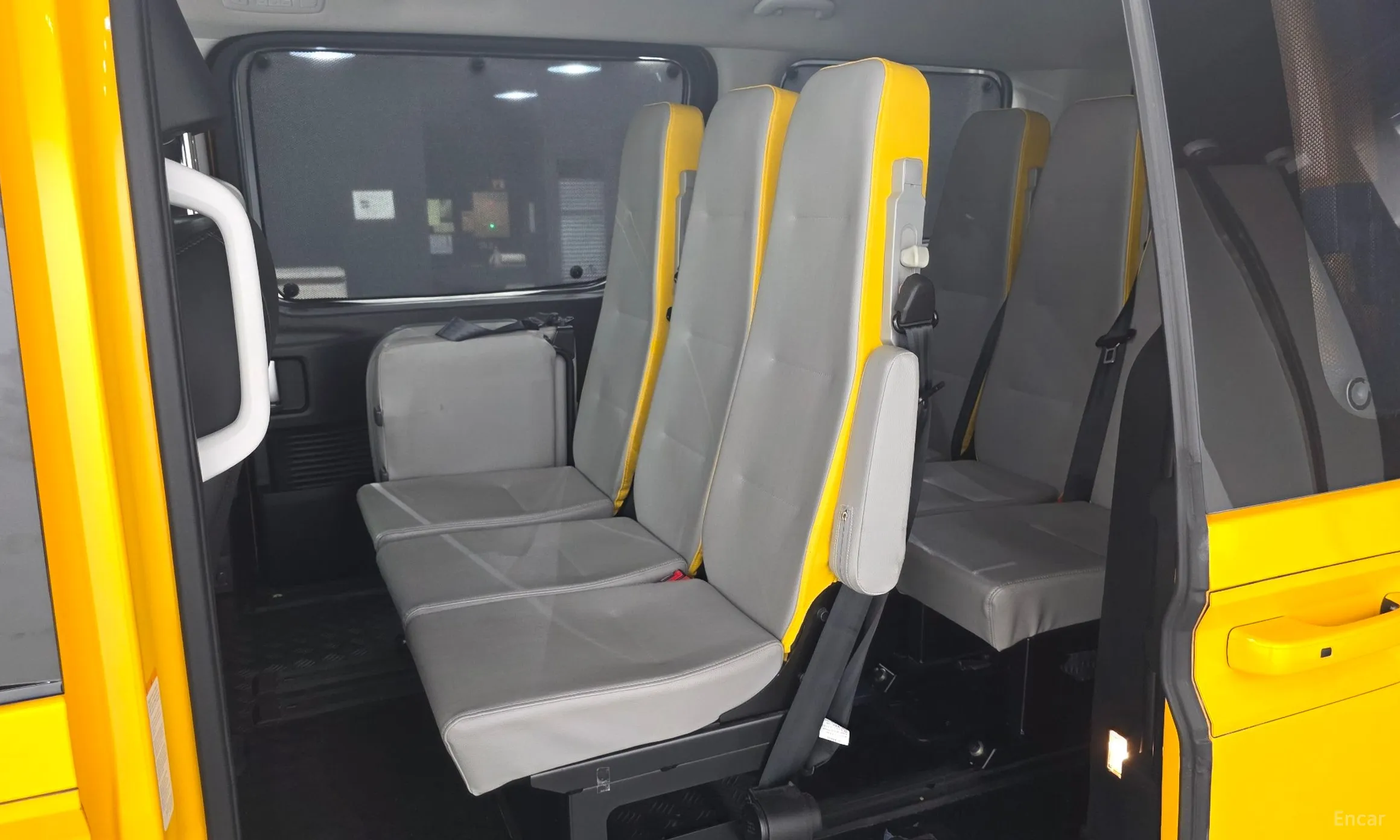 Hyundai Staria превью 12
