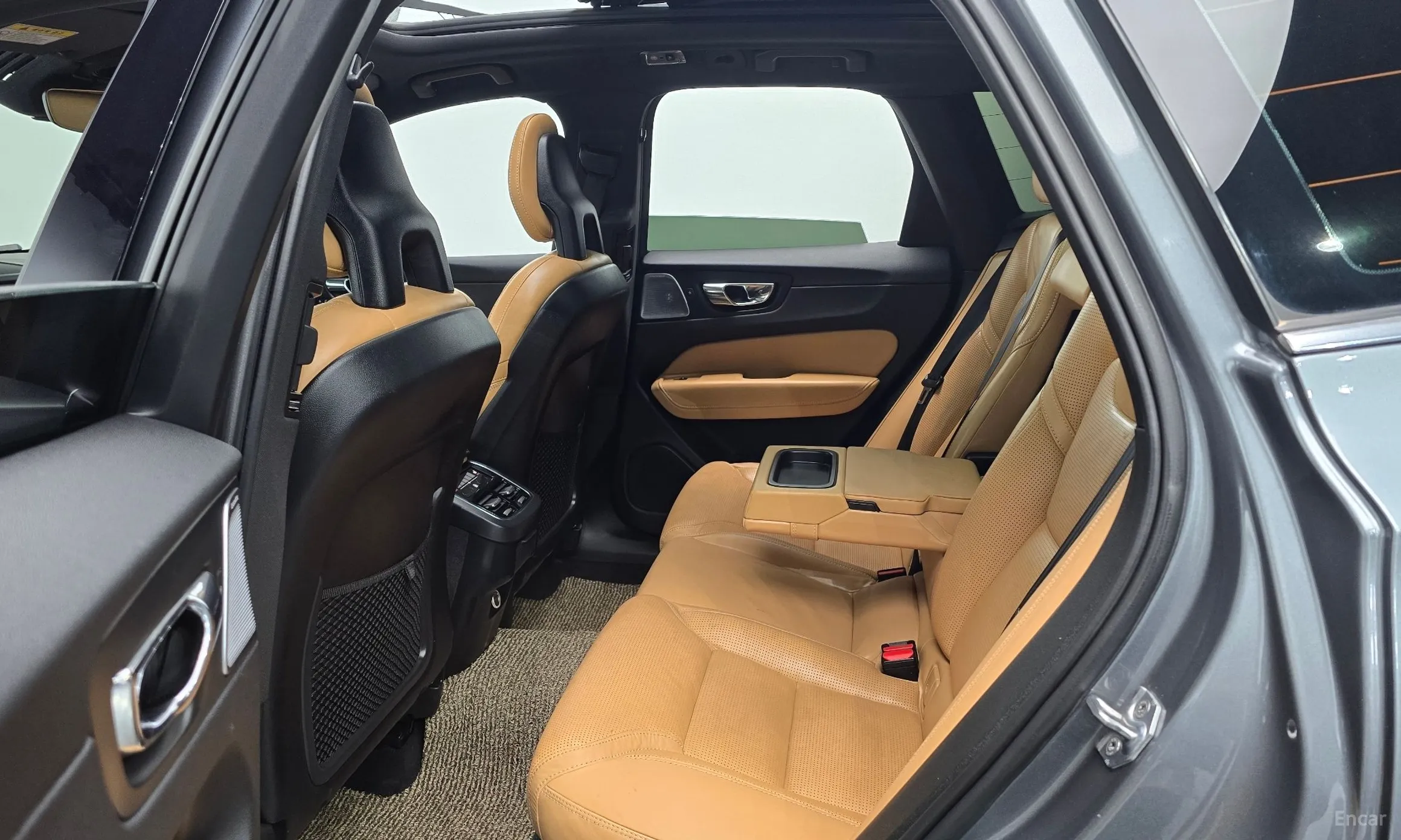 Volvo XC60 Gen 2 превью 12