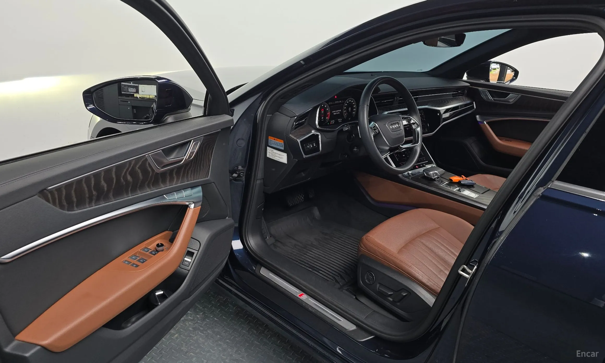 Audi A6 (C8) превью 10
